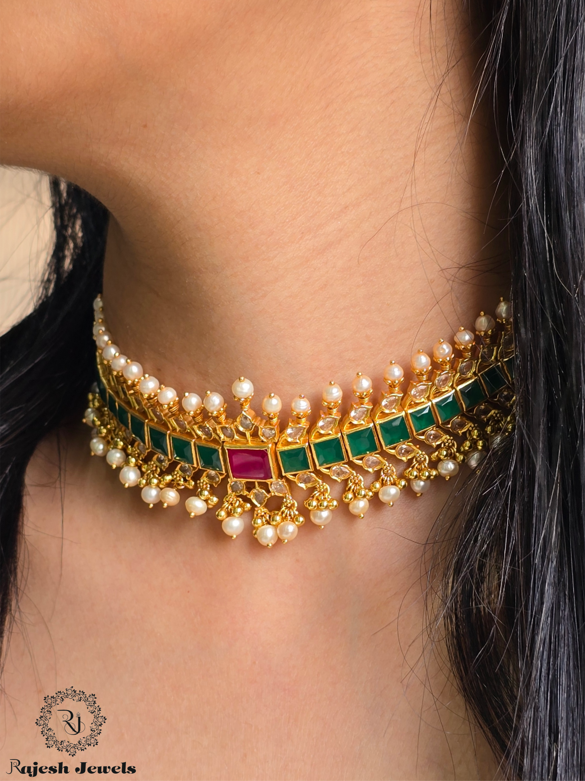 Out standing Pearl Drops Silver Gold Polished Choker