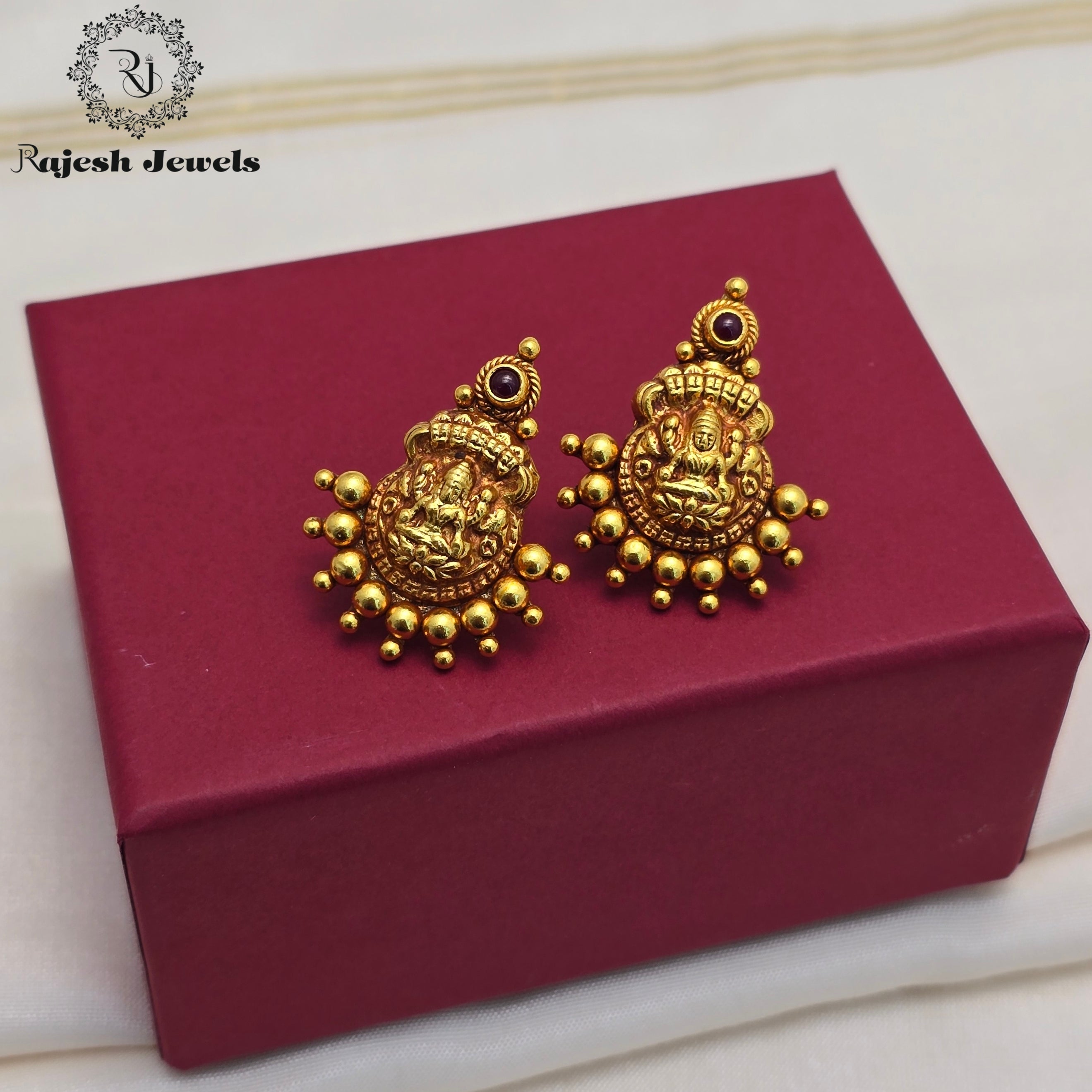 Astonishing Nagru Silver Antique Finish Earrings