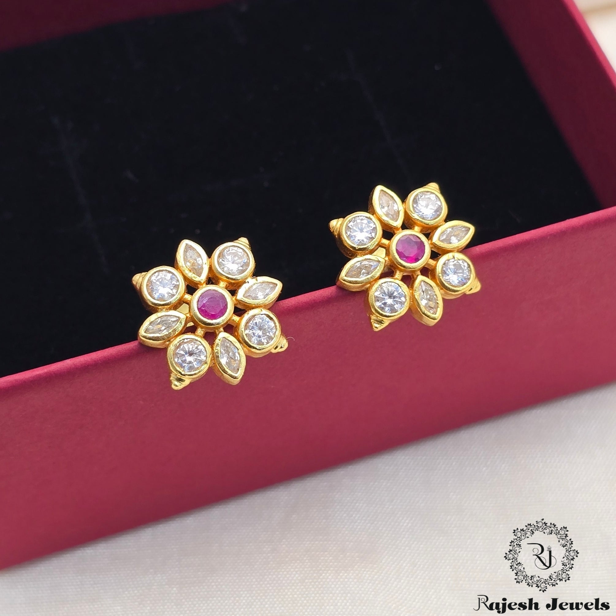 Outstanding Cz Silver Gold Polished Earrings