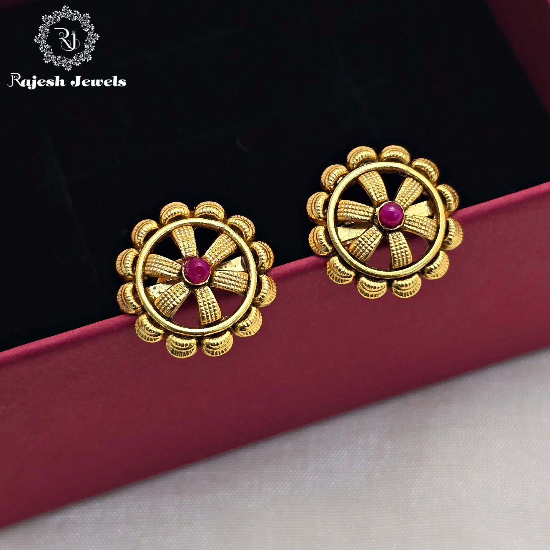 Simplified Antique Finish Stud Earrings