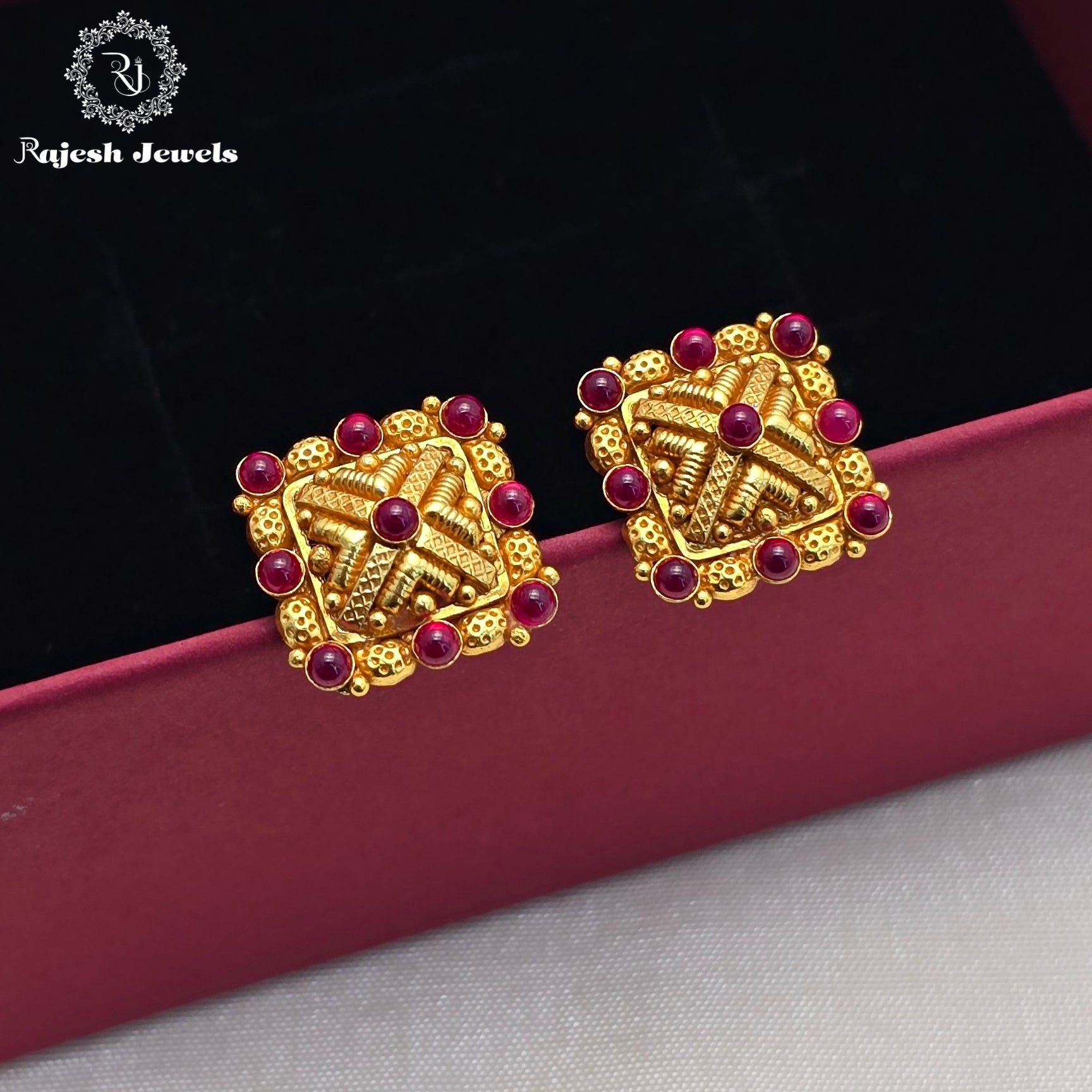 Ravishing Kemp Studs Earrings