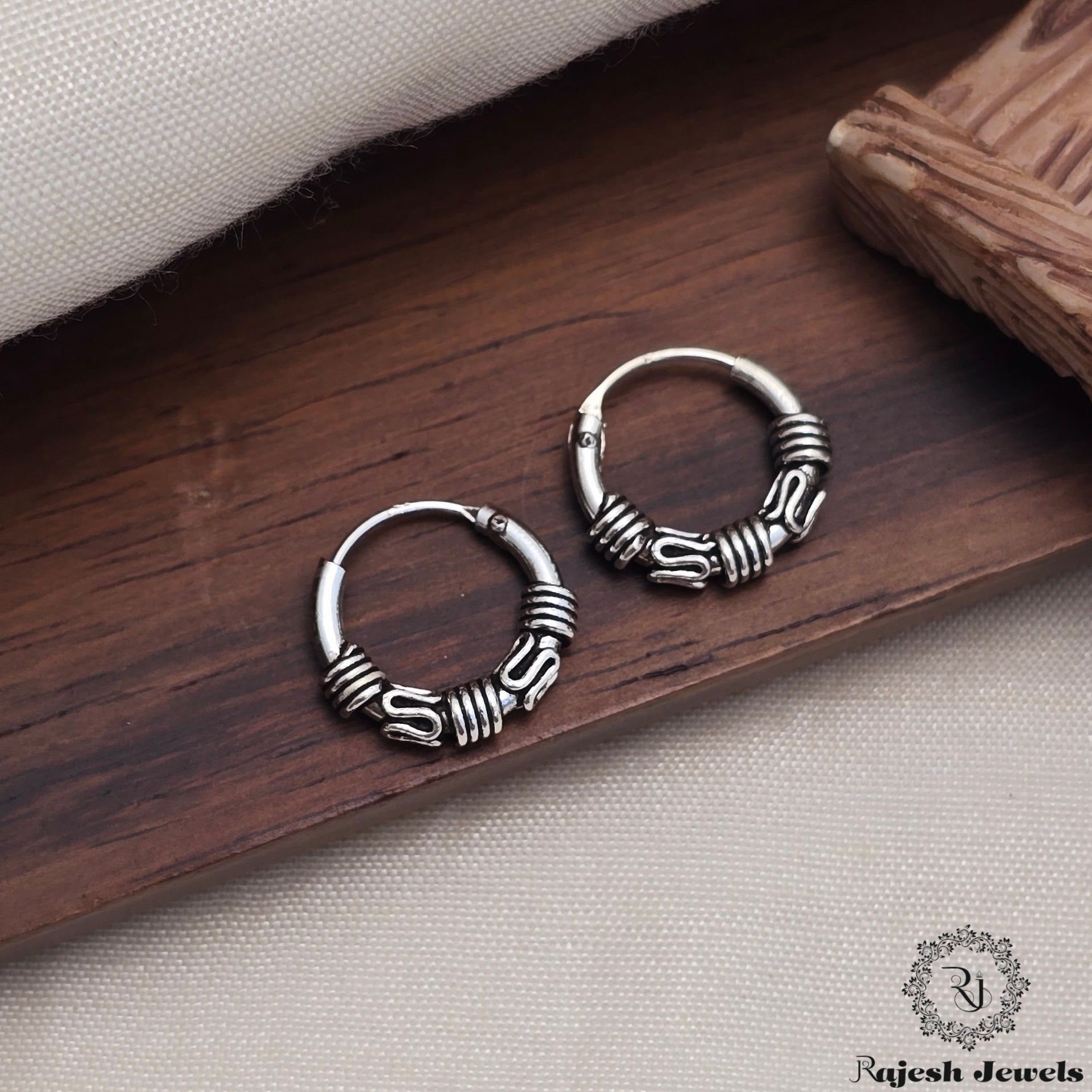 Adorable Minimalistic Bali Earrings