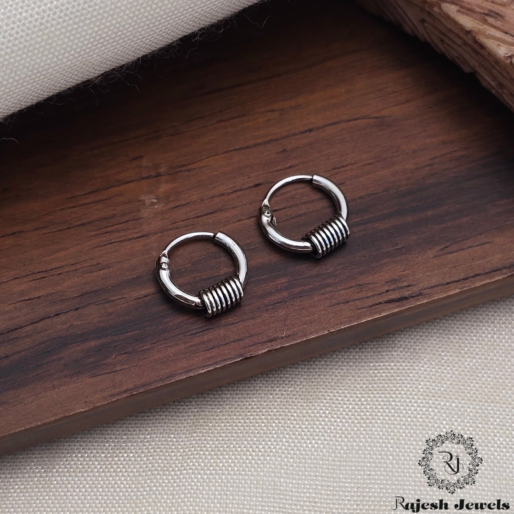 Graceful Minimalistic Bali Earrings