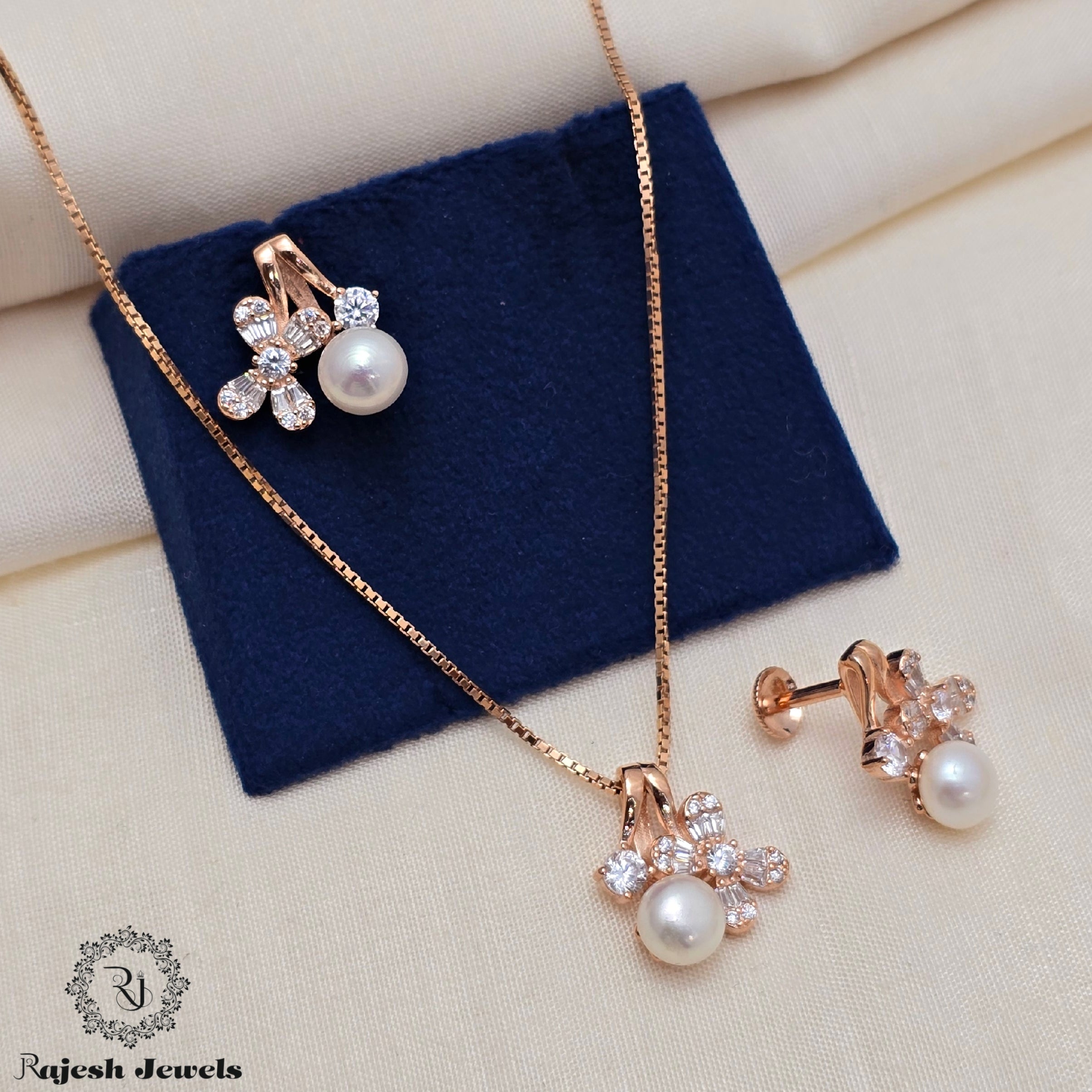 Appealing Pearl Cz Pendant Set