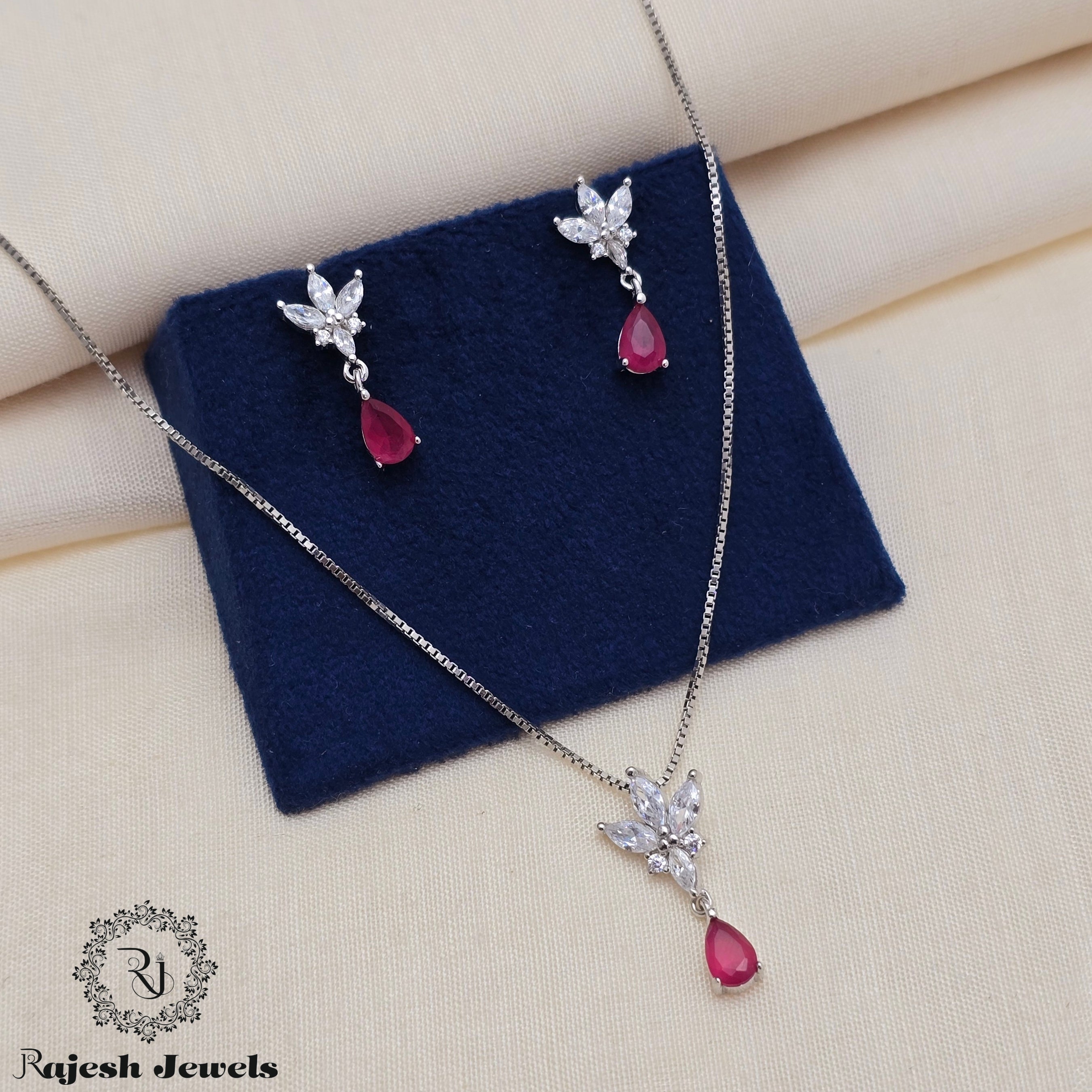 Dazzling Cz Pendant Set