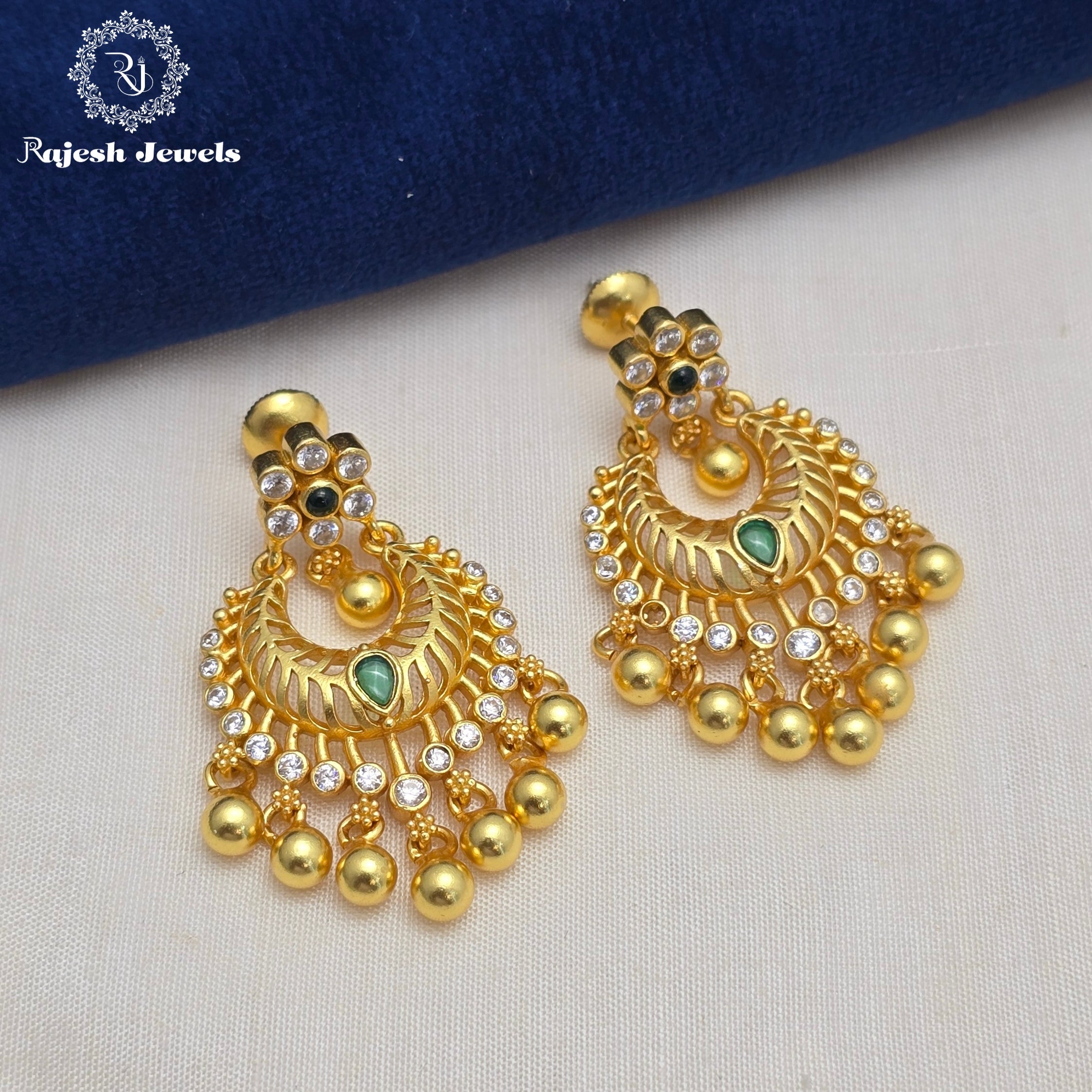 Artistic Filigree Chandbali Earrings