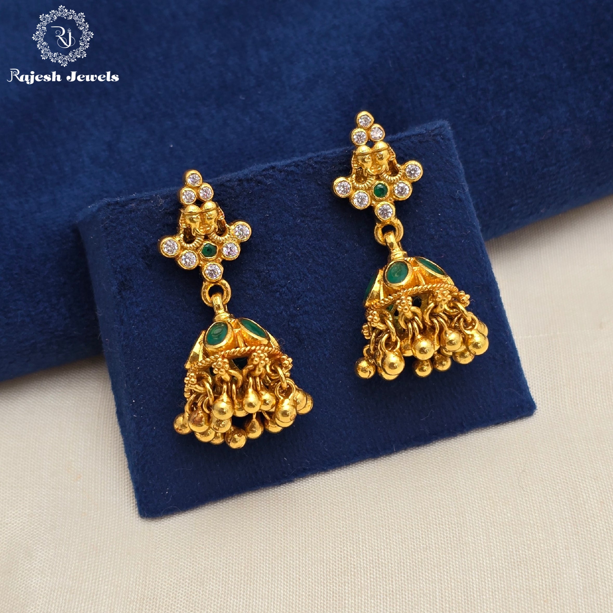 Beautiful Green Kemp Jumka Earrings