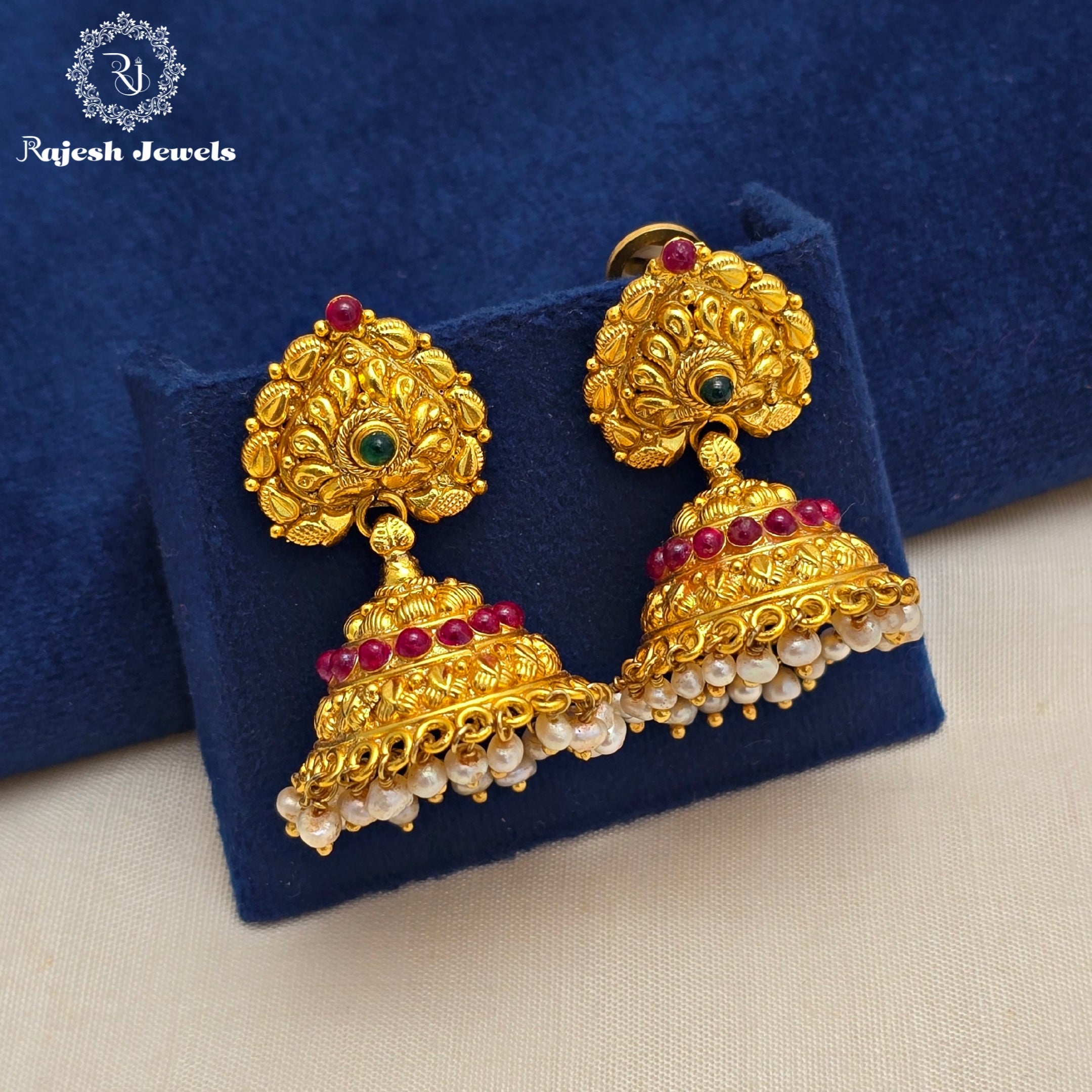 Extraordinary South Screw Jumka Earrings