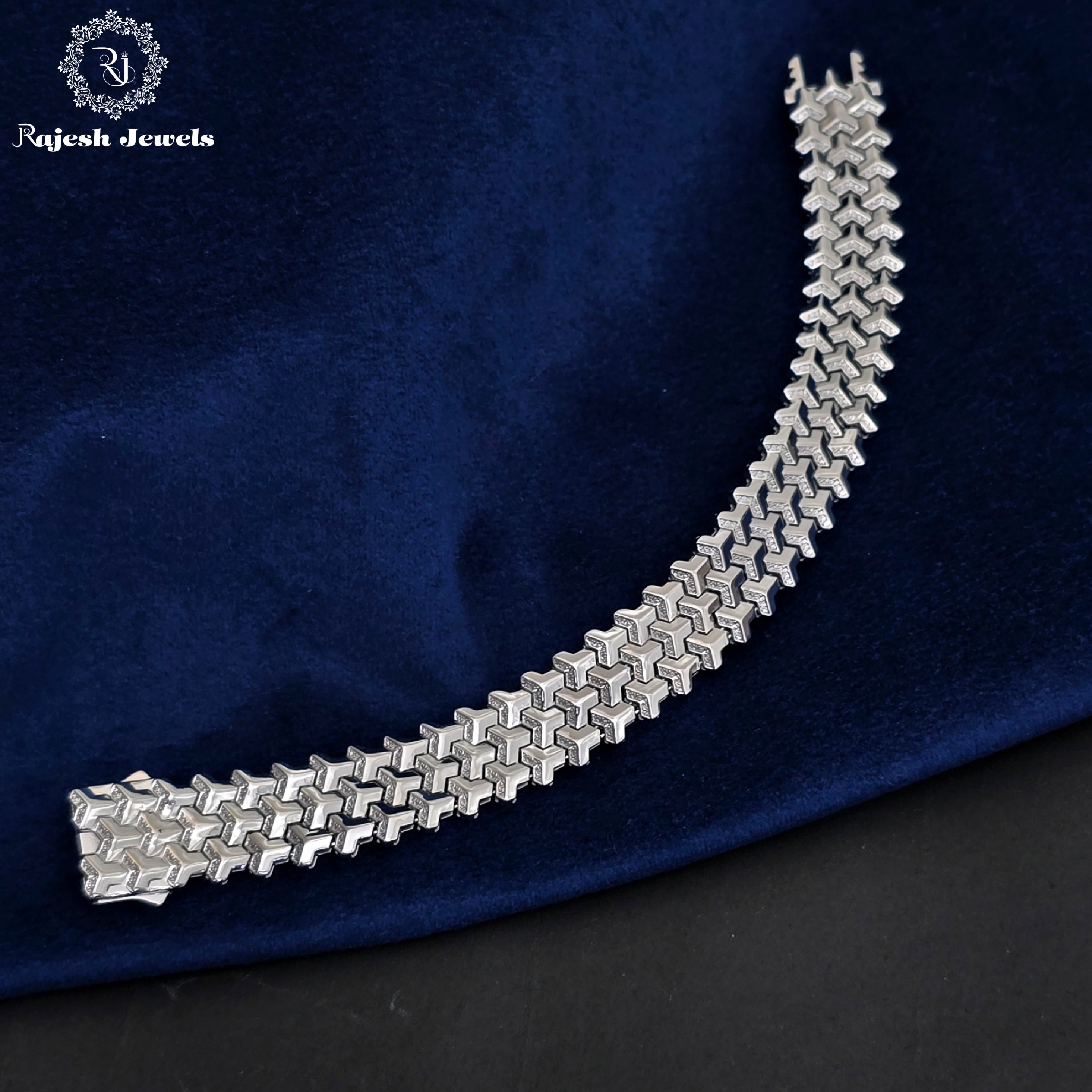 Luxurious Shimmering Men's Bracelet