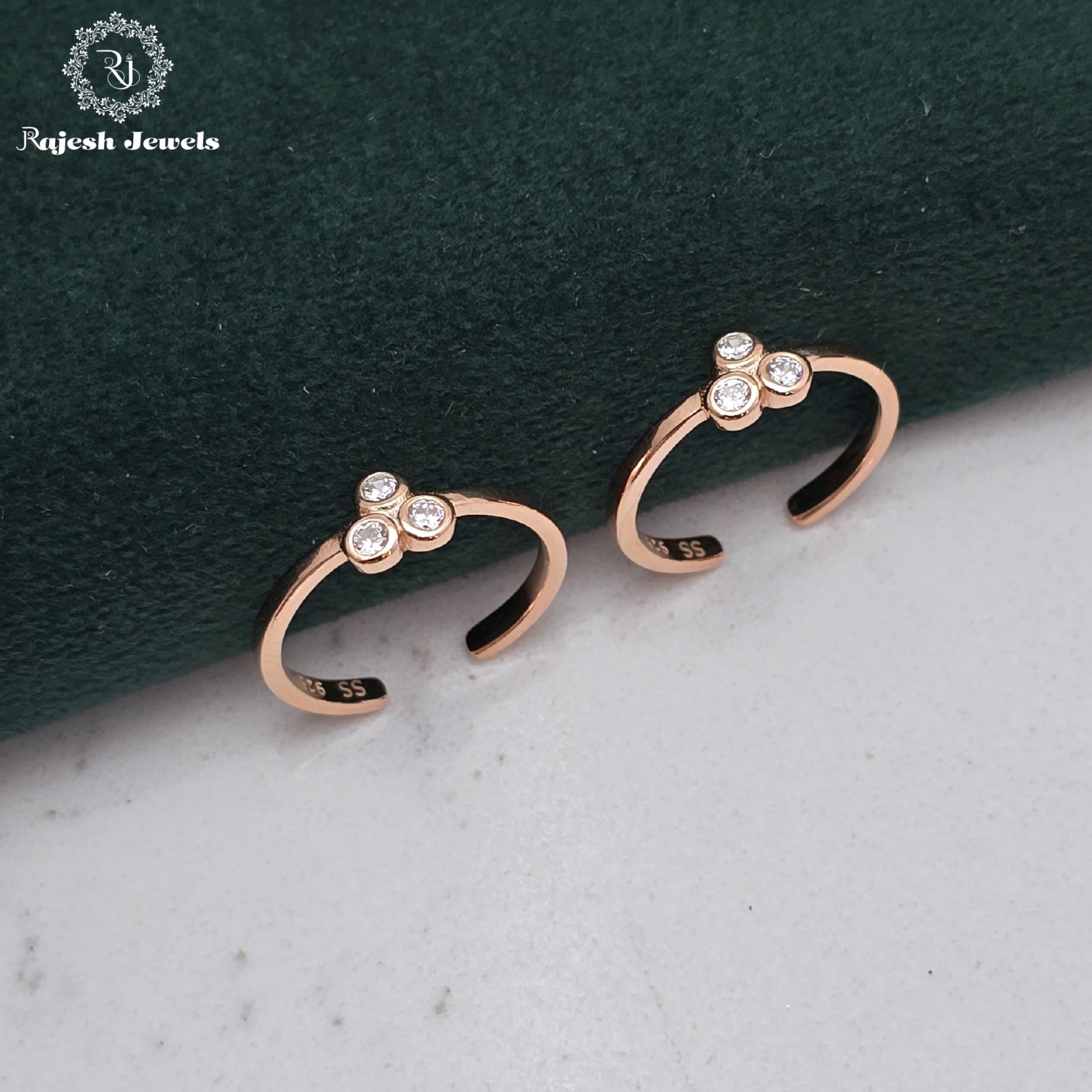 Luxurious Cz Rosegold Toerings