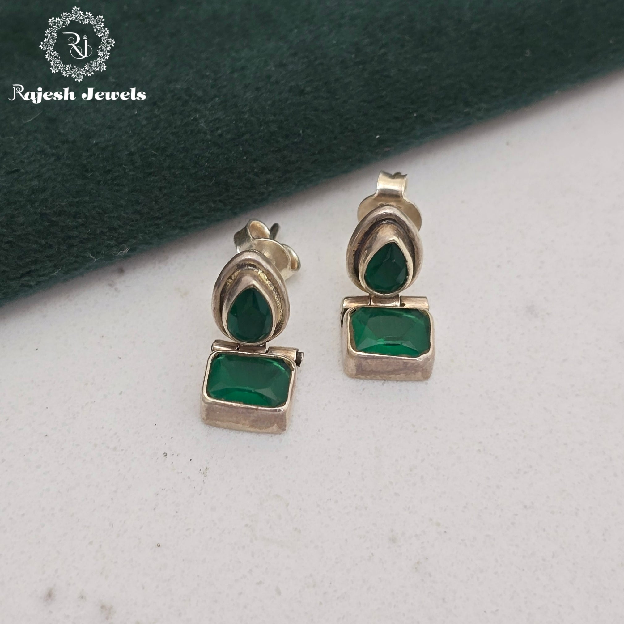Graceful Green Cutstone Earrings