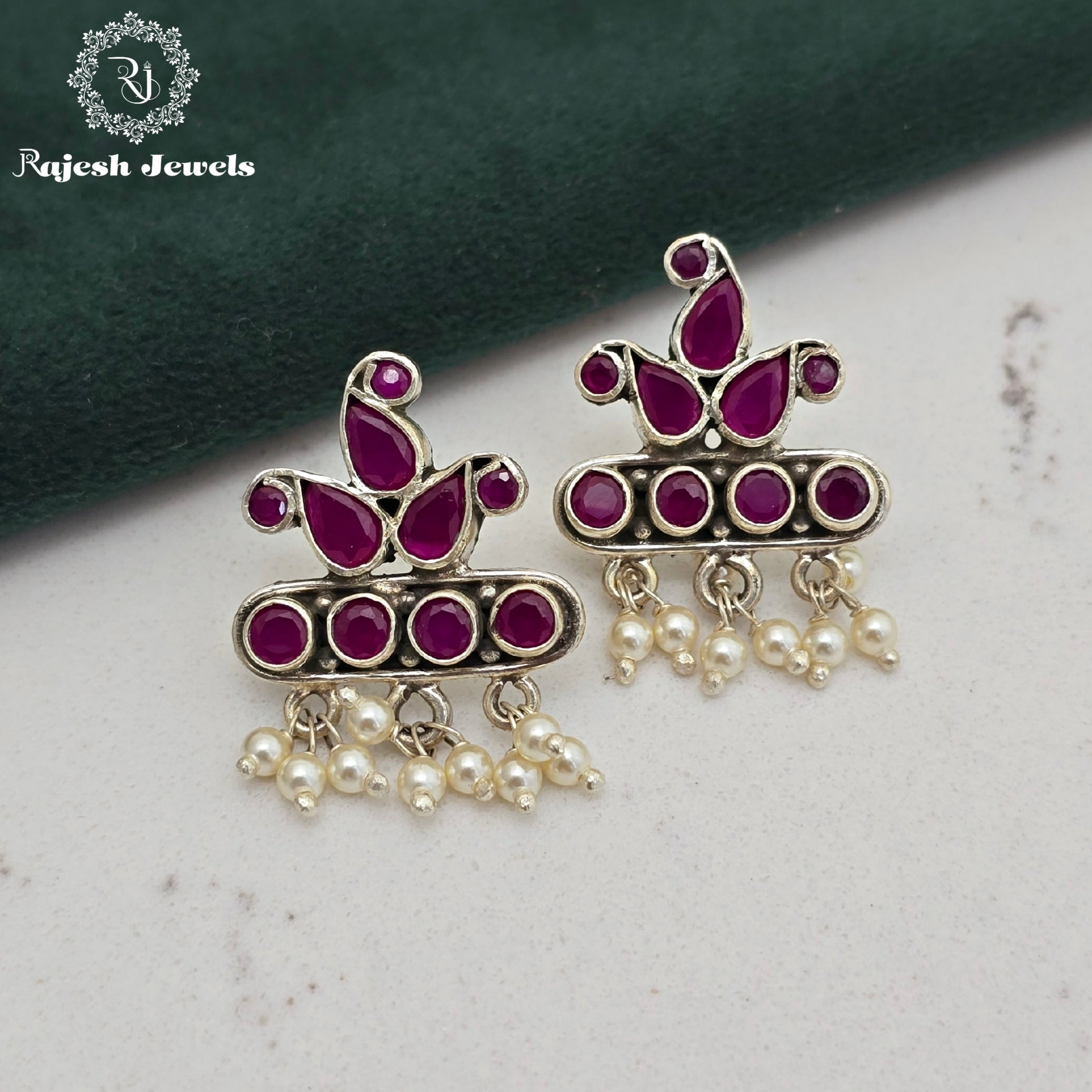 Exceptional Cutstone Stud Earrings