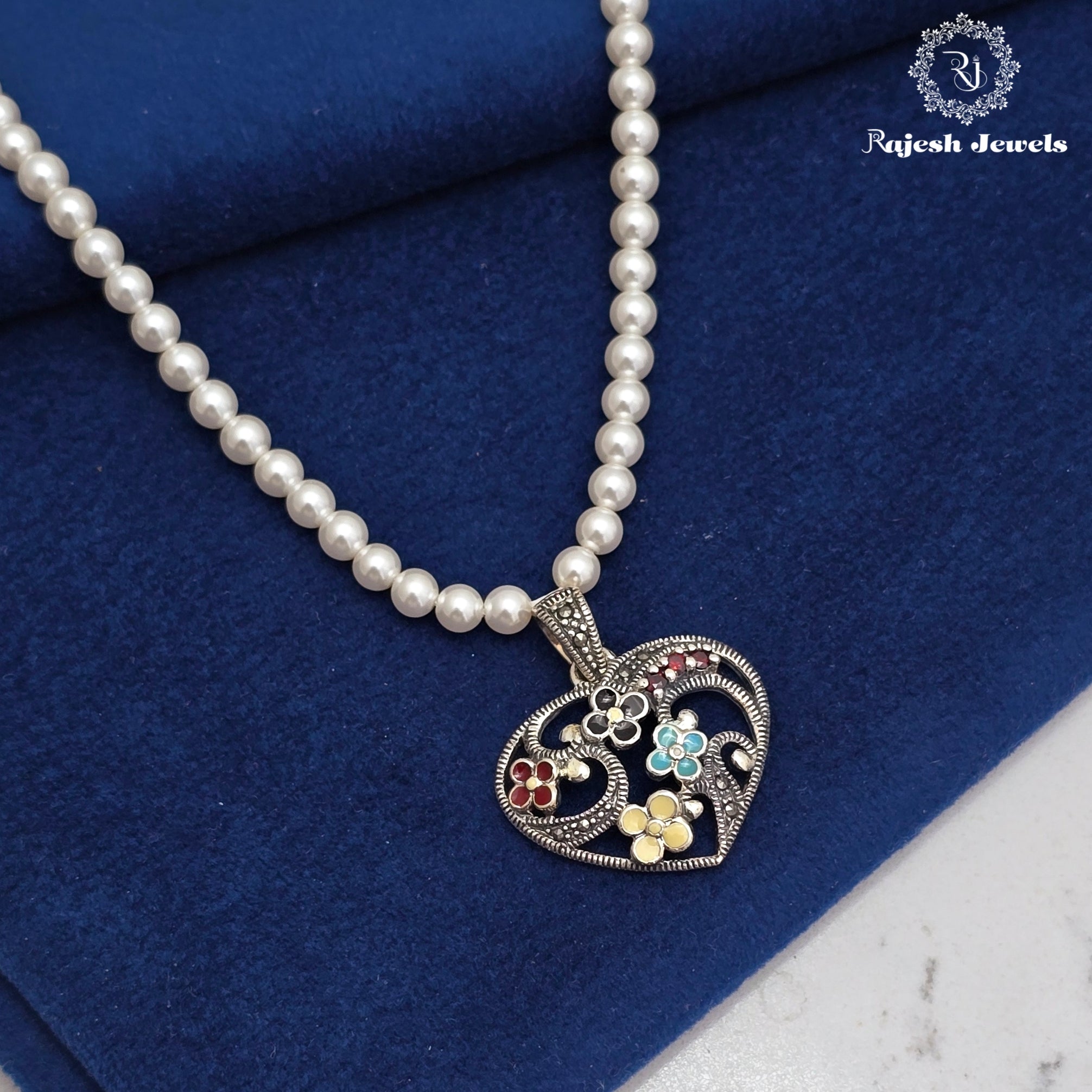 Mesmerizing Marcasite Pearl Necklace