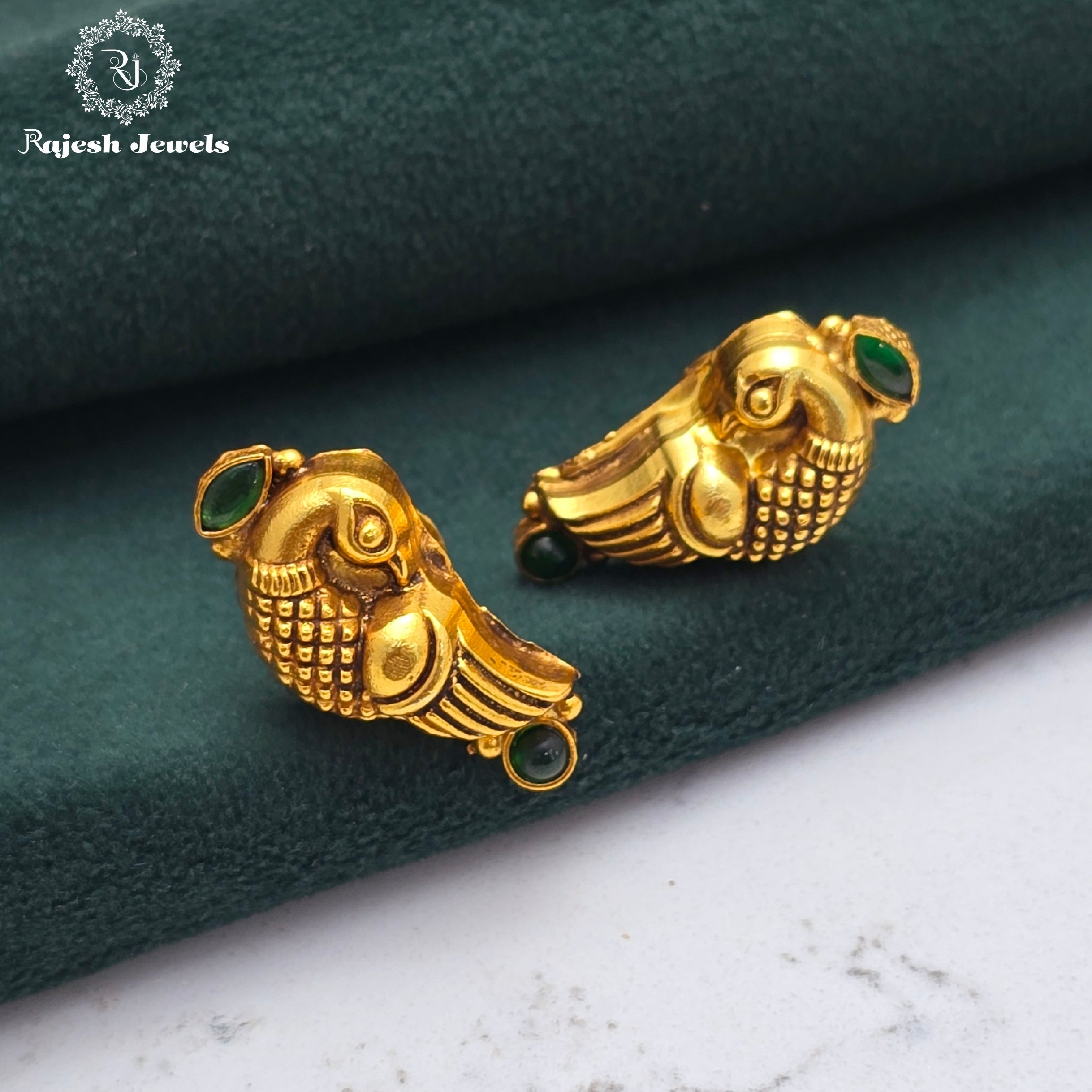 Blissful Nakshi Peacock Earrings