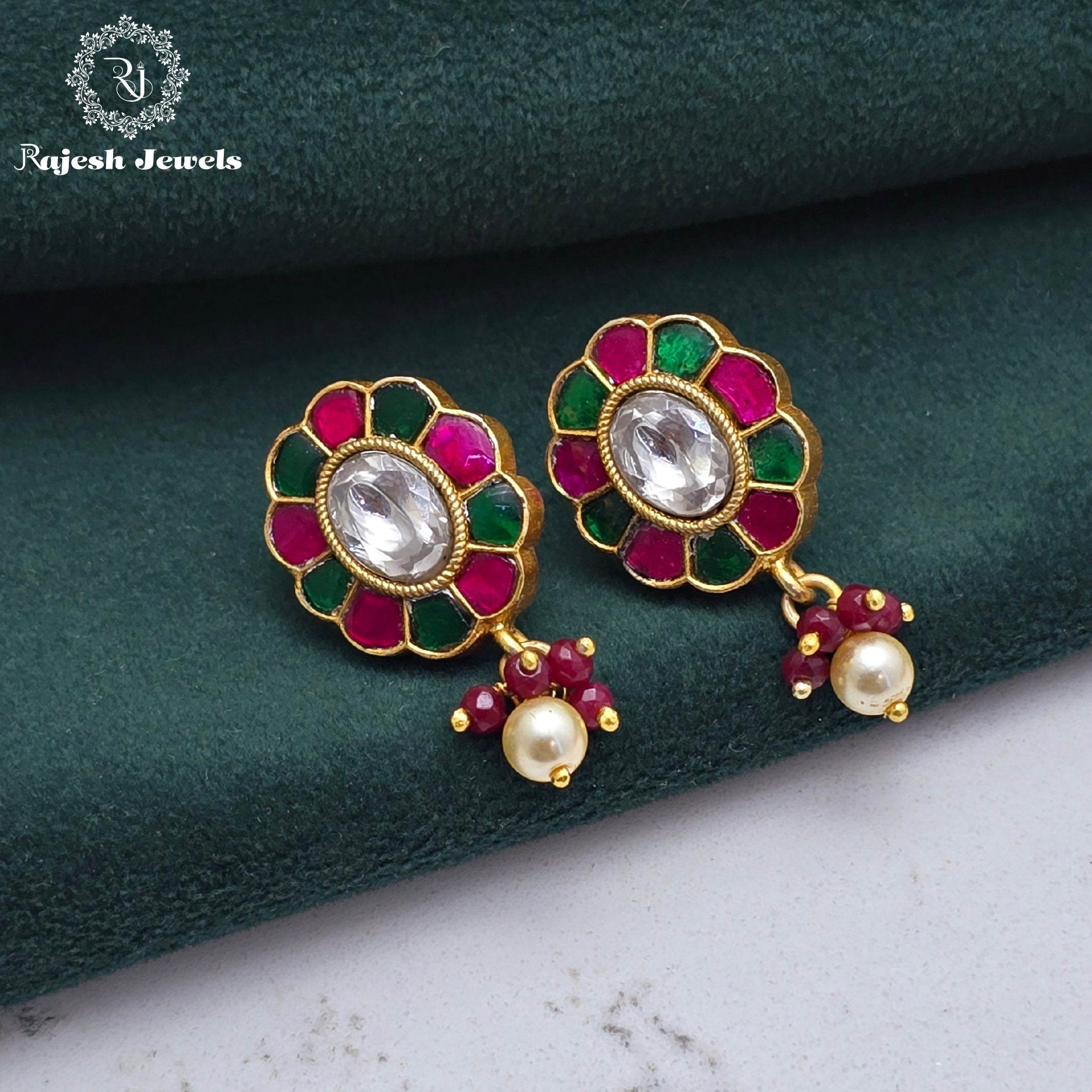Classy Kundan Earrings