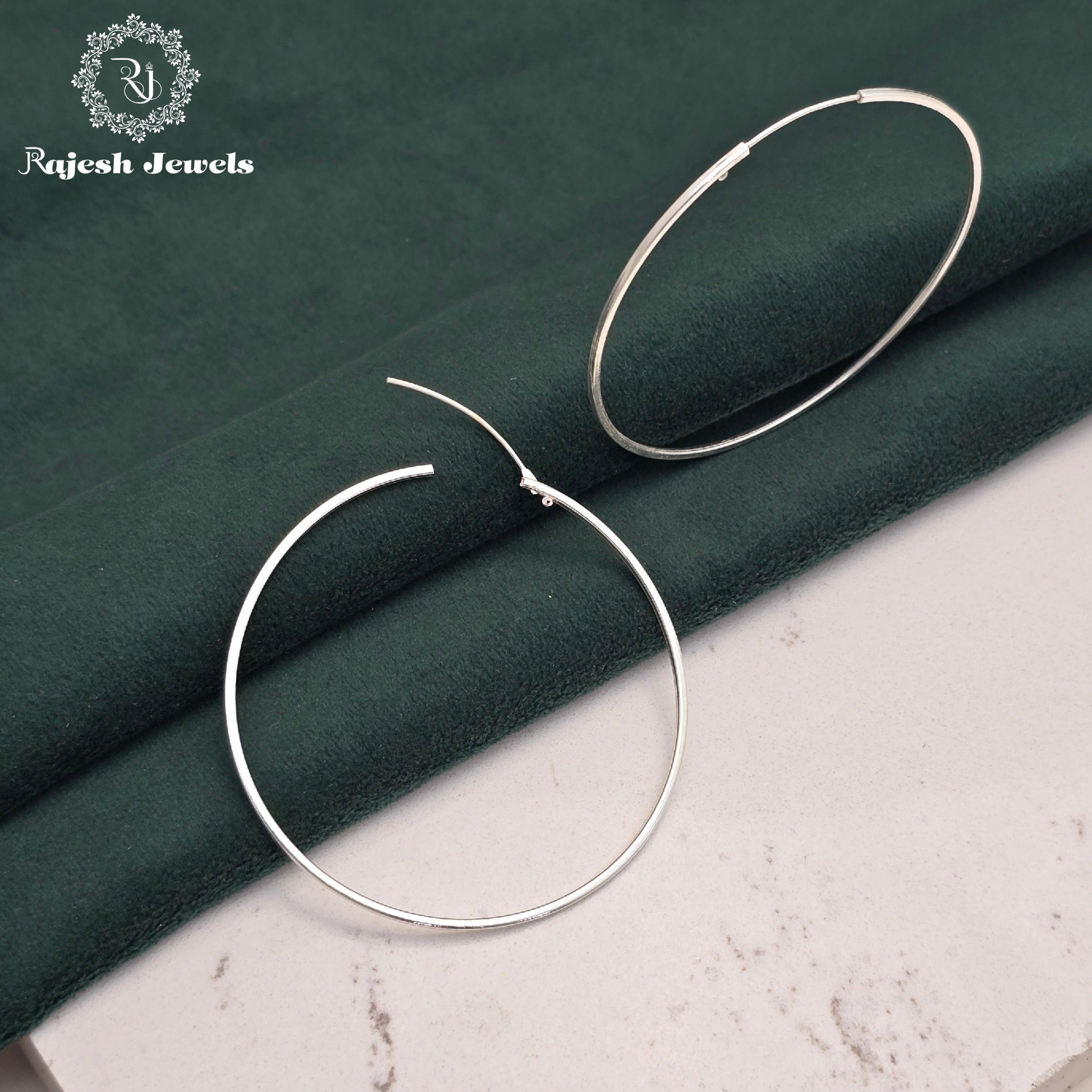 Bangle Bali Sleek Hoop Earrings