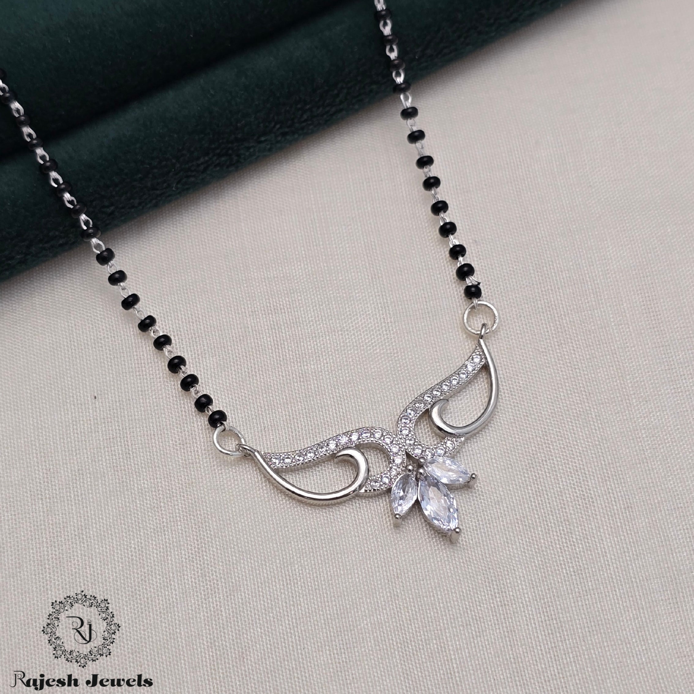 Glorious Blackbead Mangalsutra
