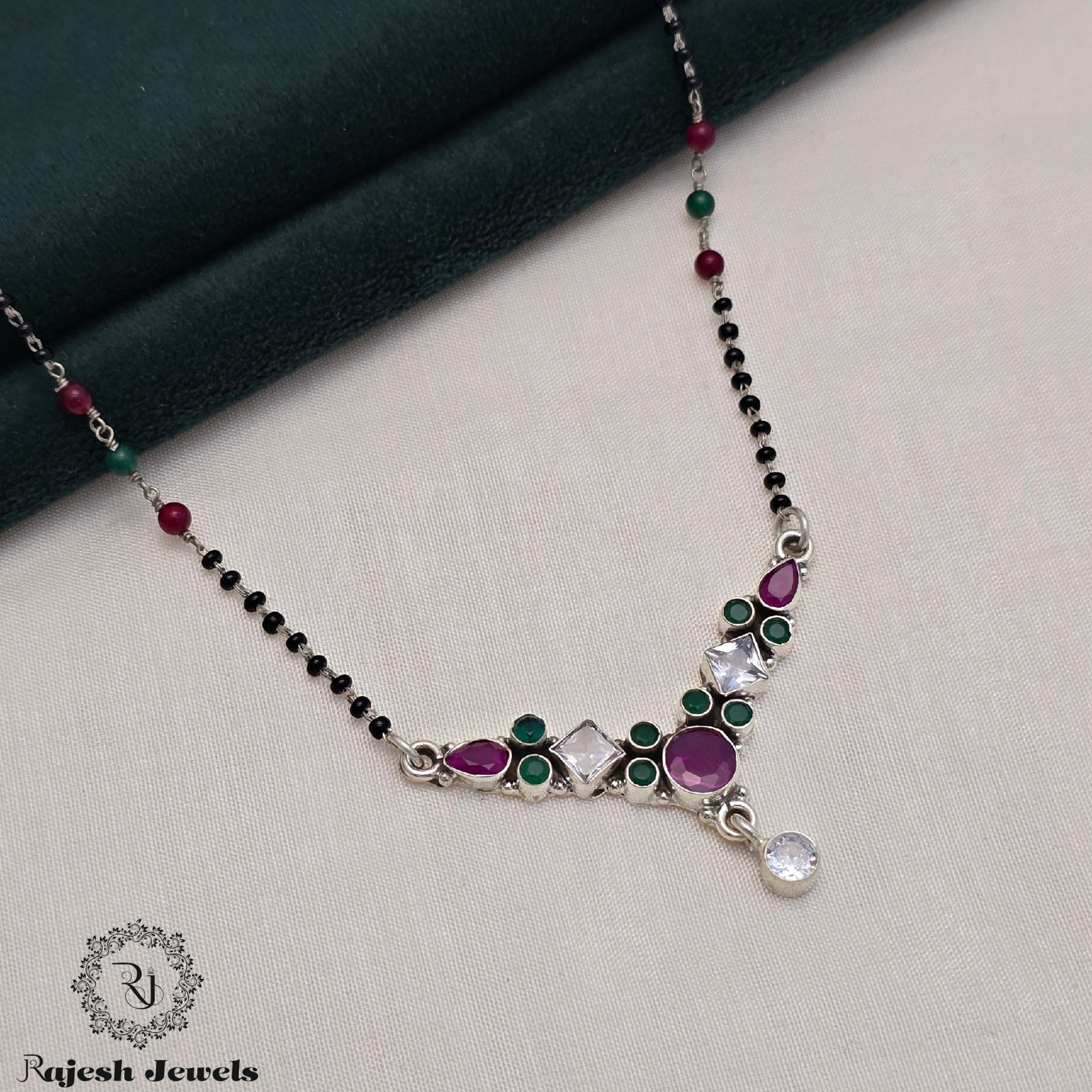 Pleasing Cutstone Mangalsutra