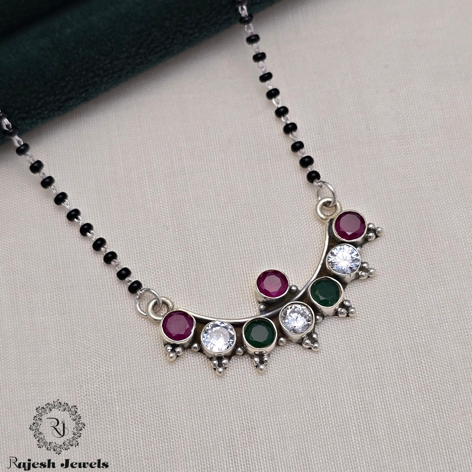 Exceptional Cutstone Mangalsutra