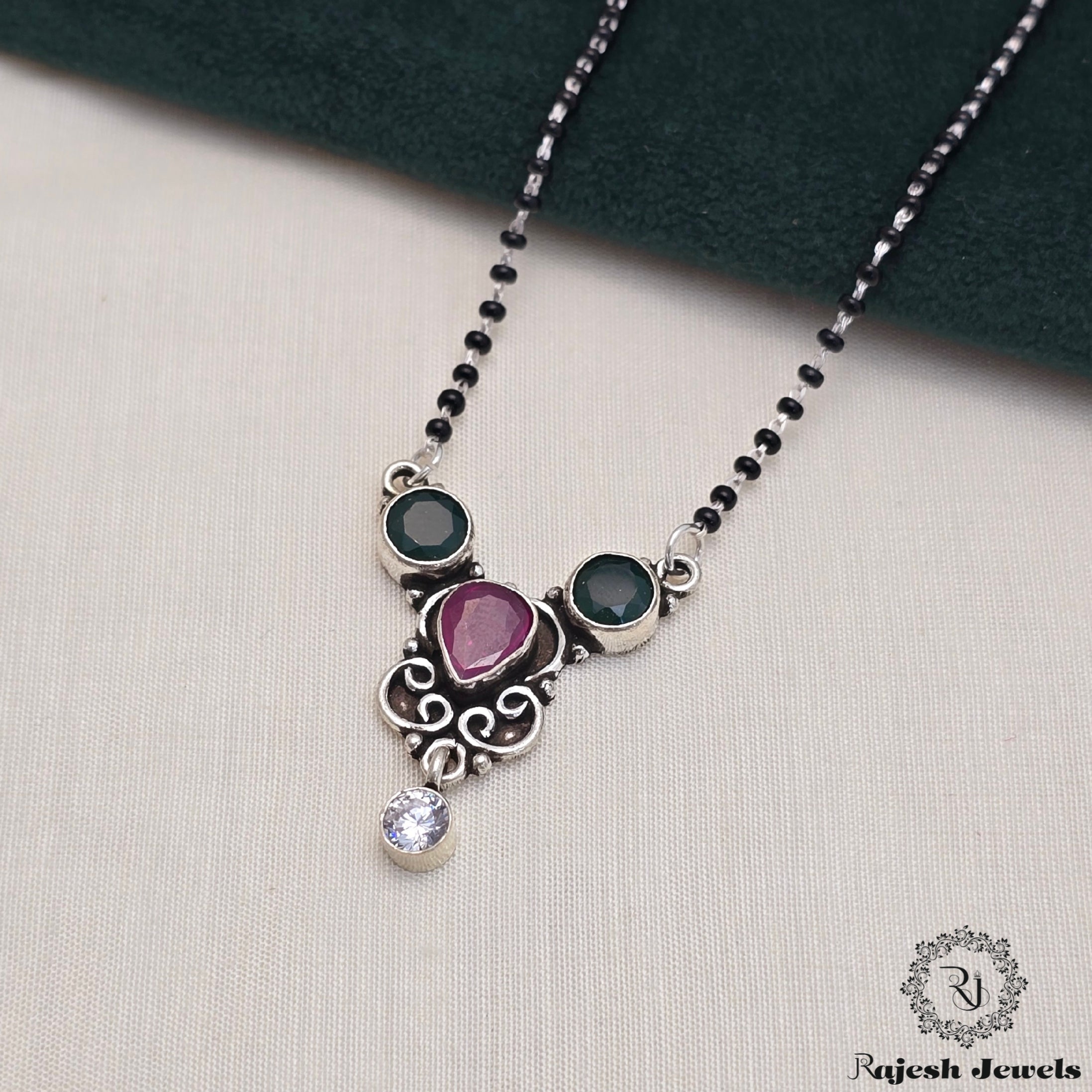 Shimmering Red Green Mangalsutra