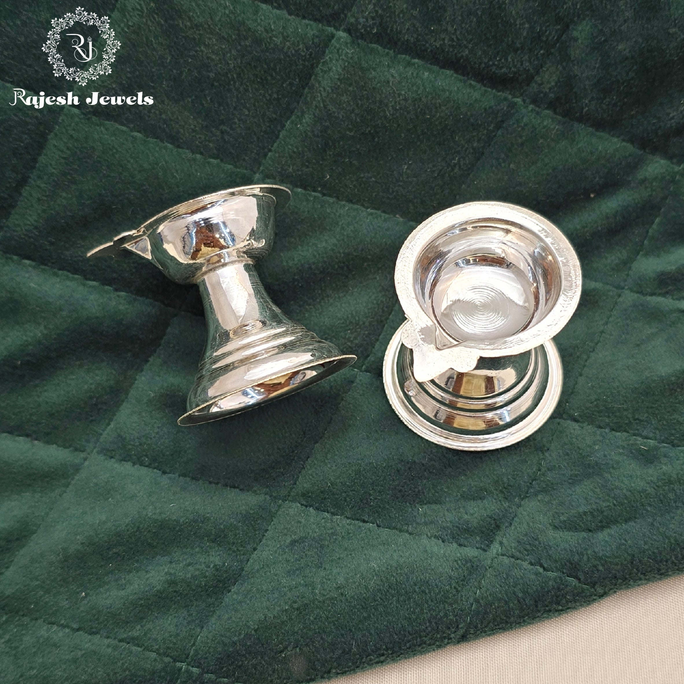 Neelanjana Deepam For Dailyuse