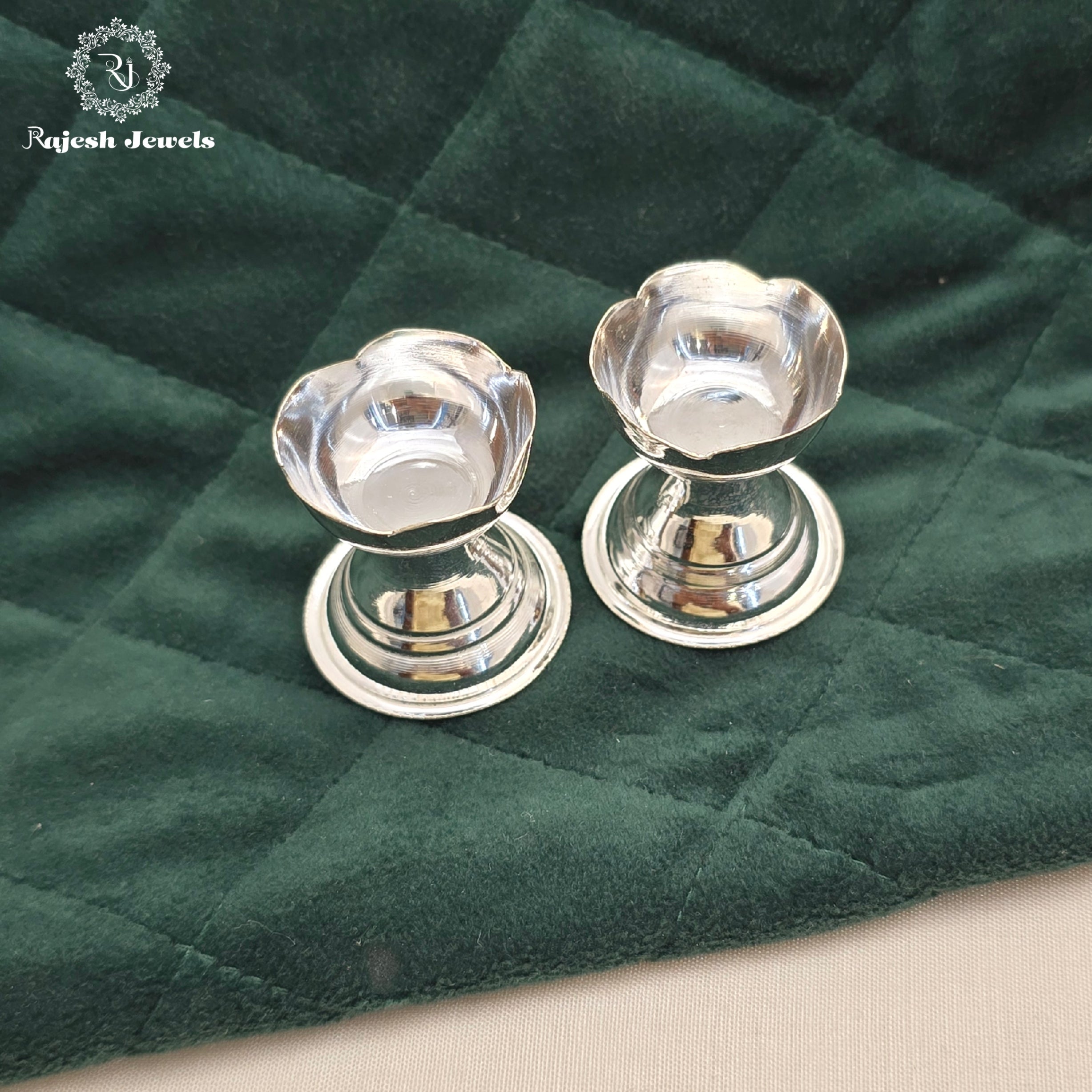 Dailyuse Lotus Deepam
