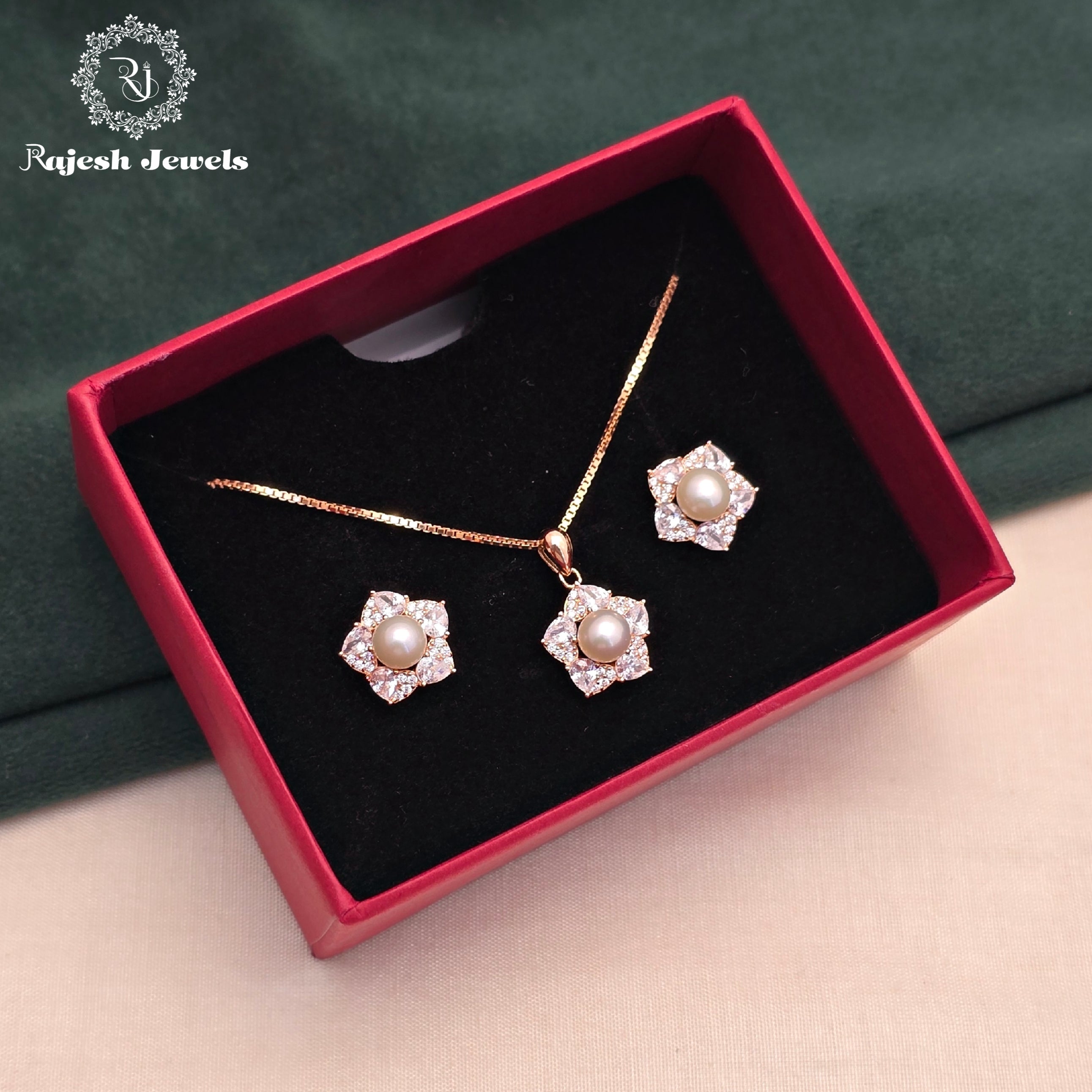 Excellent Pearl Cz Pendant Set