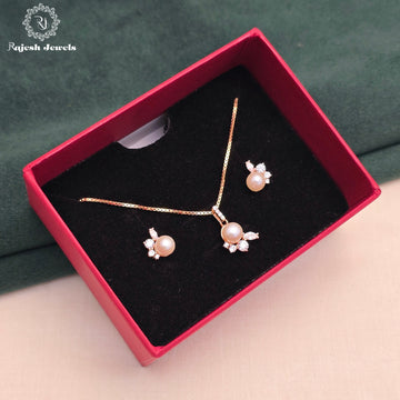 Blissful Pearl Cz Rosegold Pendent Set