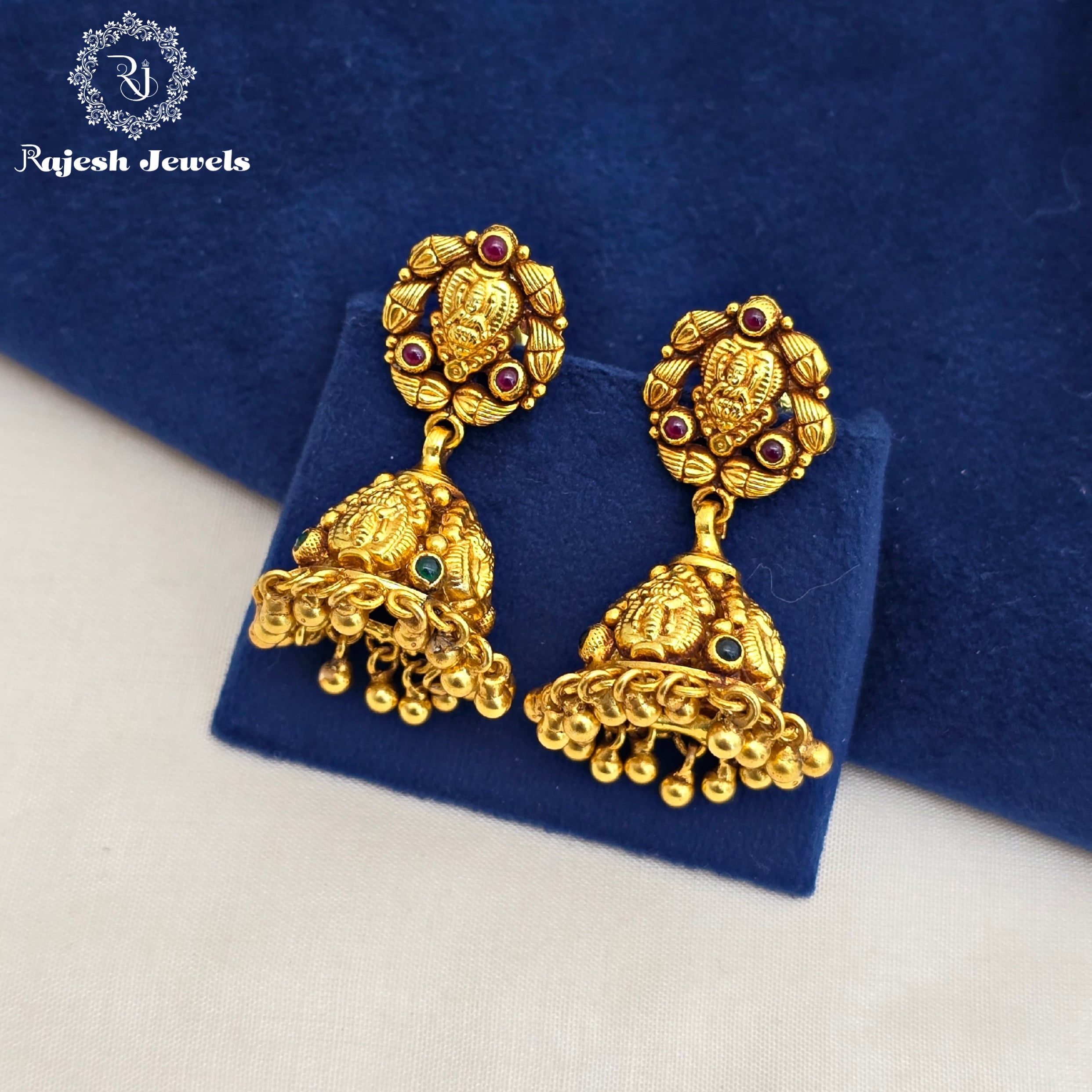 Mesmerizing Silver Gold Polished Jumka Earrings