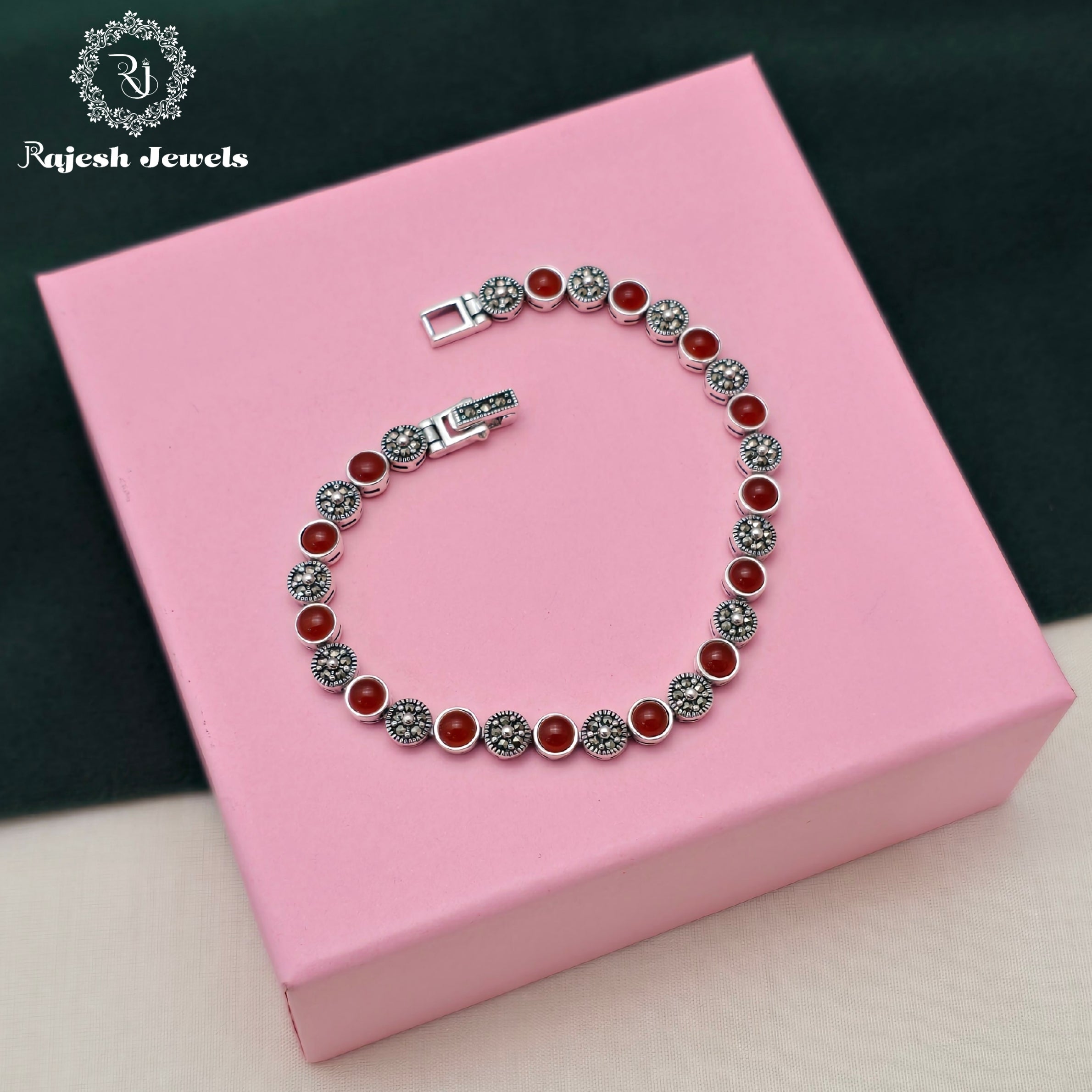 Pleasing Marcasite Bracelet