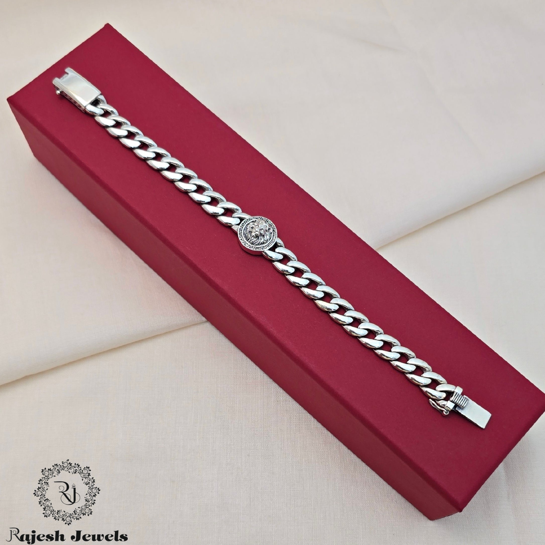 Fabulous Lion Face Curb Men's Bracelet