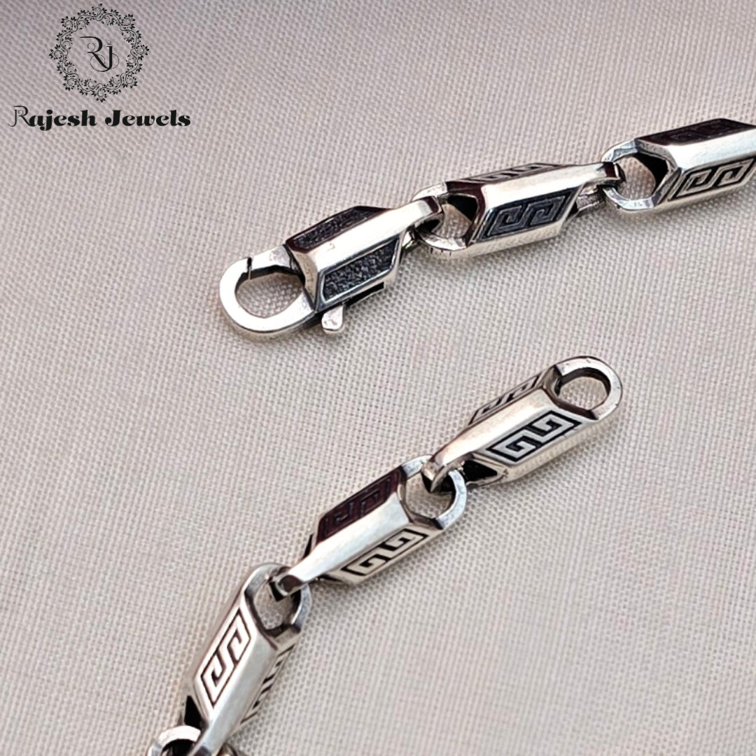 Attractive Interlinked Men's Bracelet