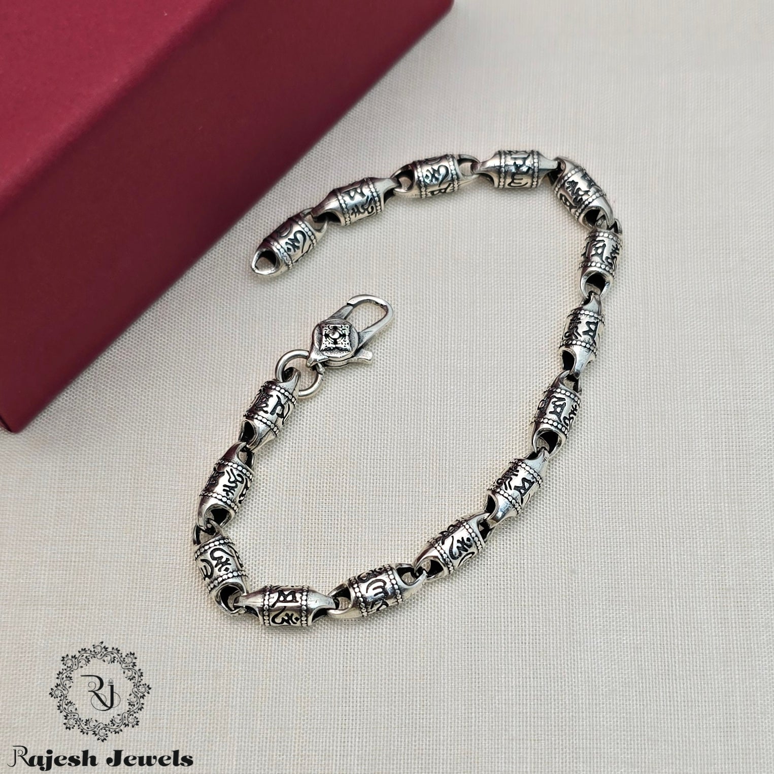 Luxurious Oxidised Men's Bracelet