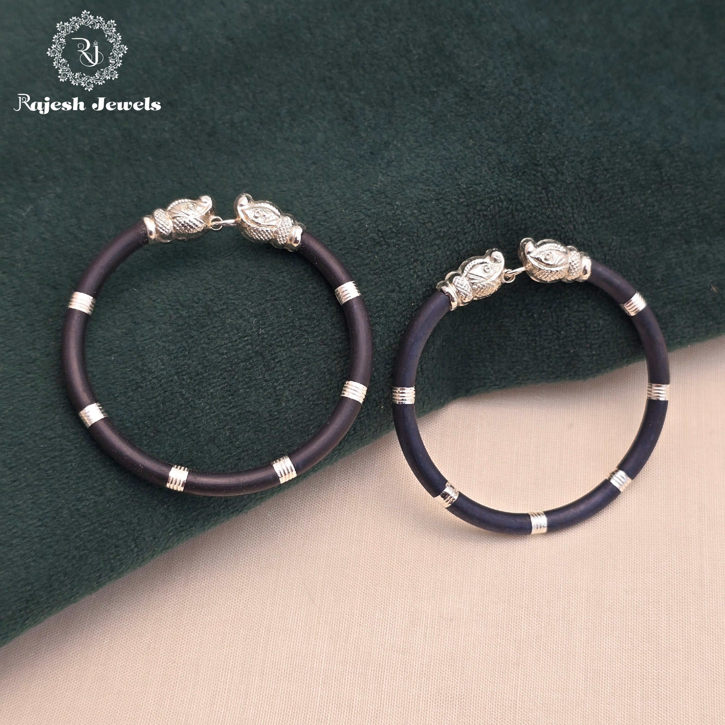 Adorable Black Silicon Baby Bracelet