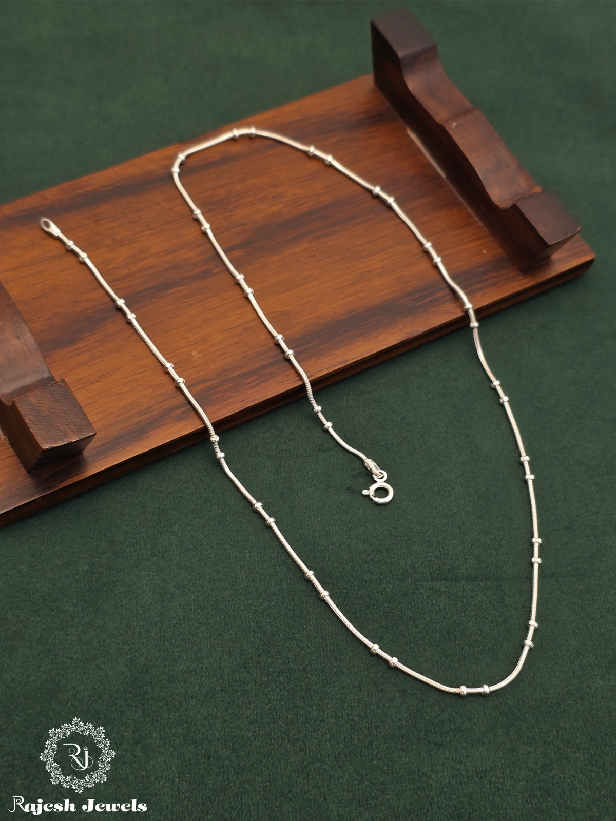 Lavish Snake-chain For Dailywear
