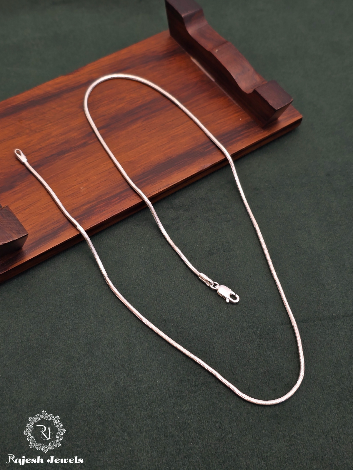 Lazer Cut Snake-chain Neckpiece