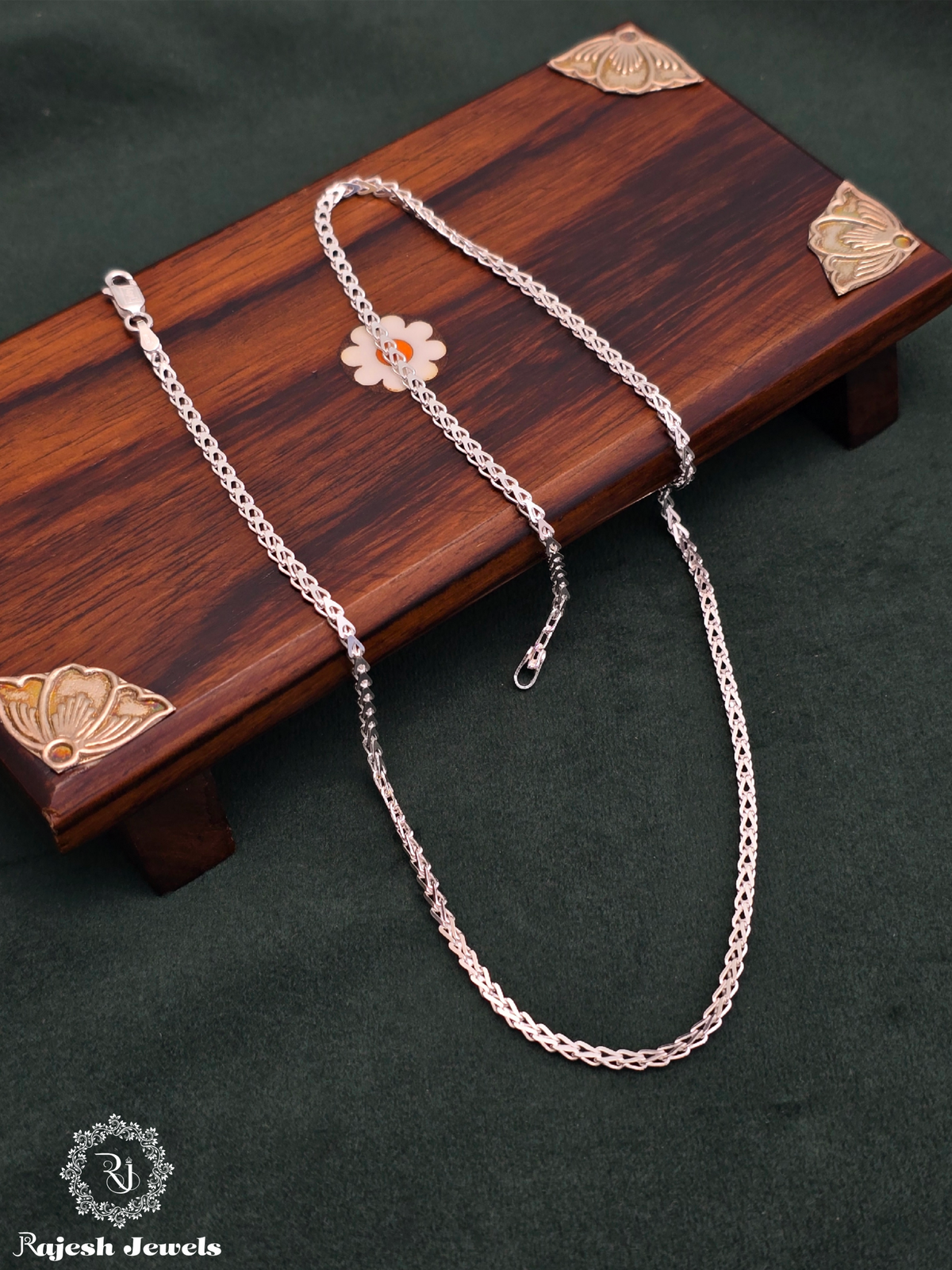 Dual Intricated Neckchain
