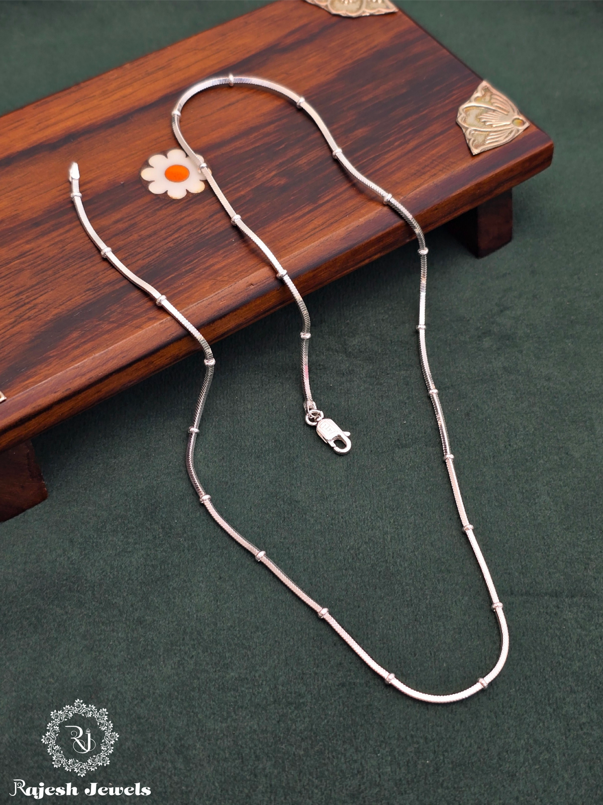 Stylish Italian Cut Neckchain