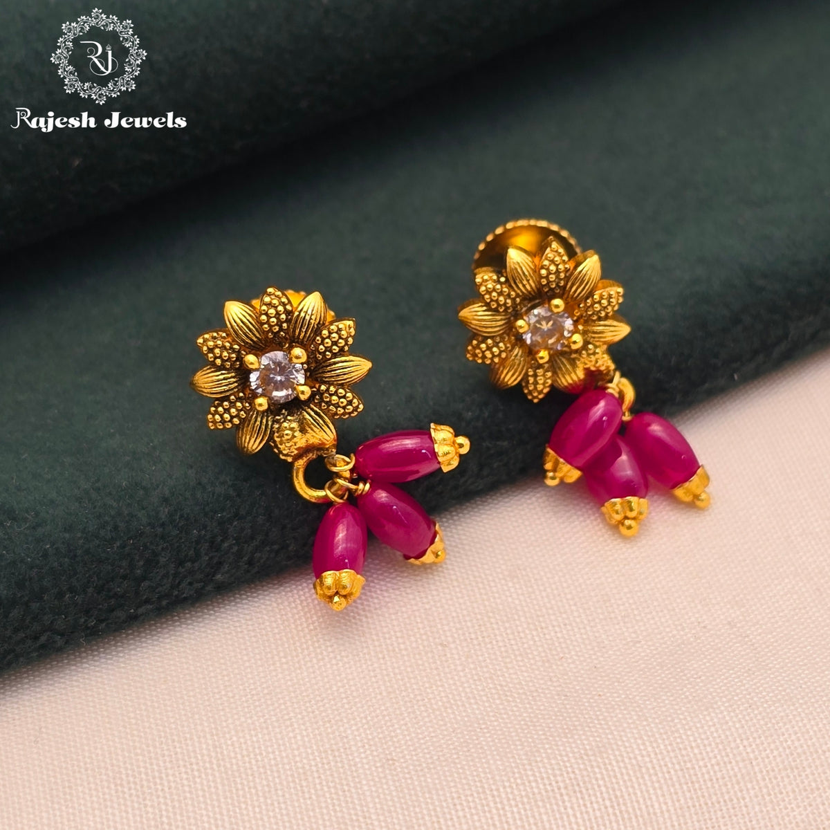 Opulent South Screw Stud Earrings