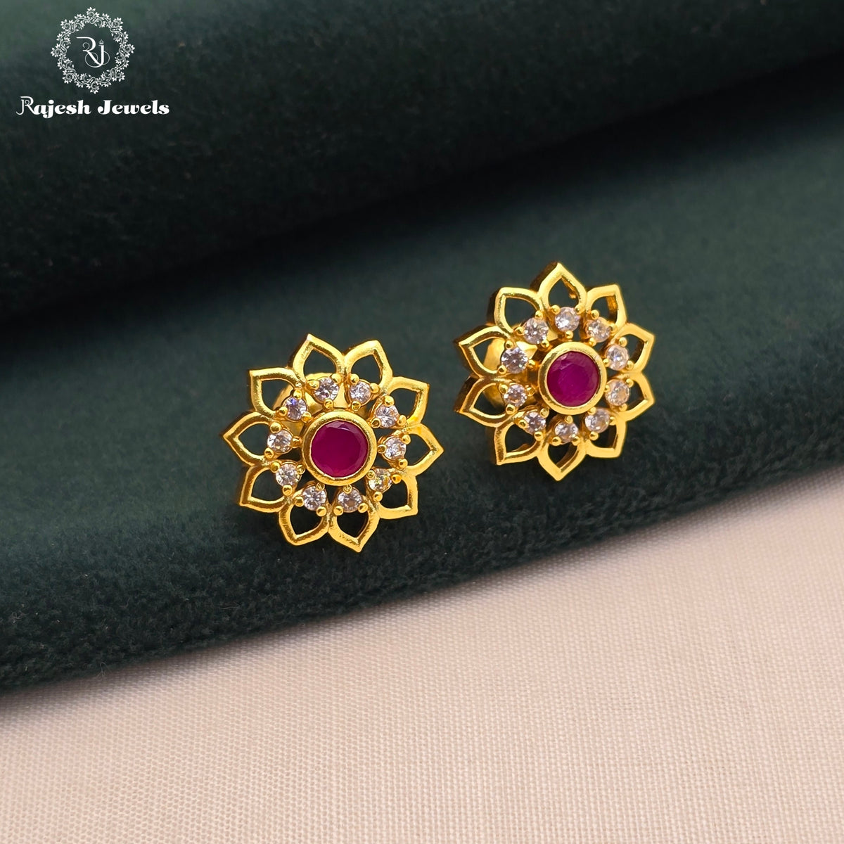 Classy Cz Stud Earrings