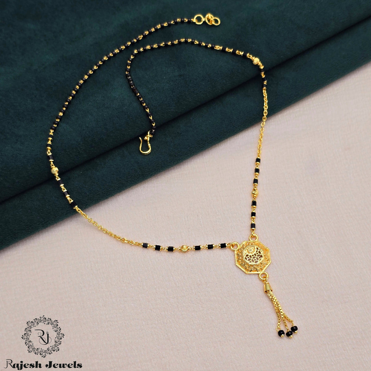 Classy Blackbead Mangalsutra