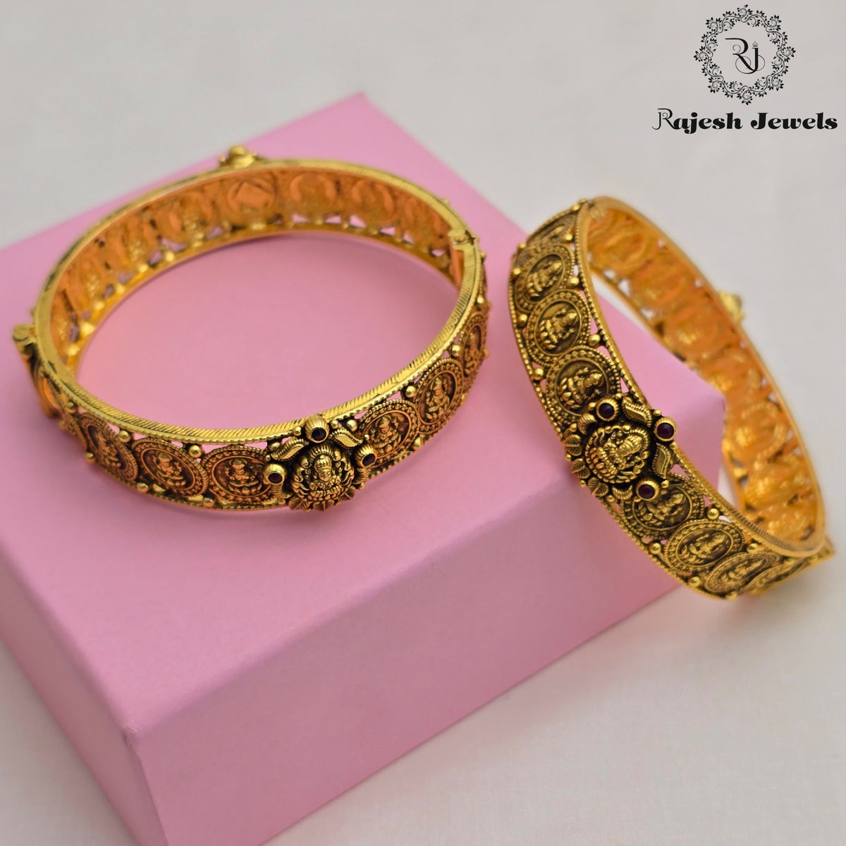 Opulent Kasu Bangles