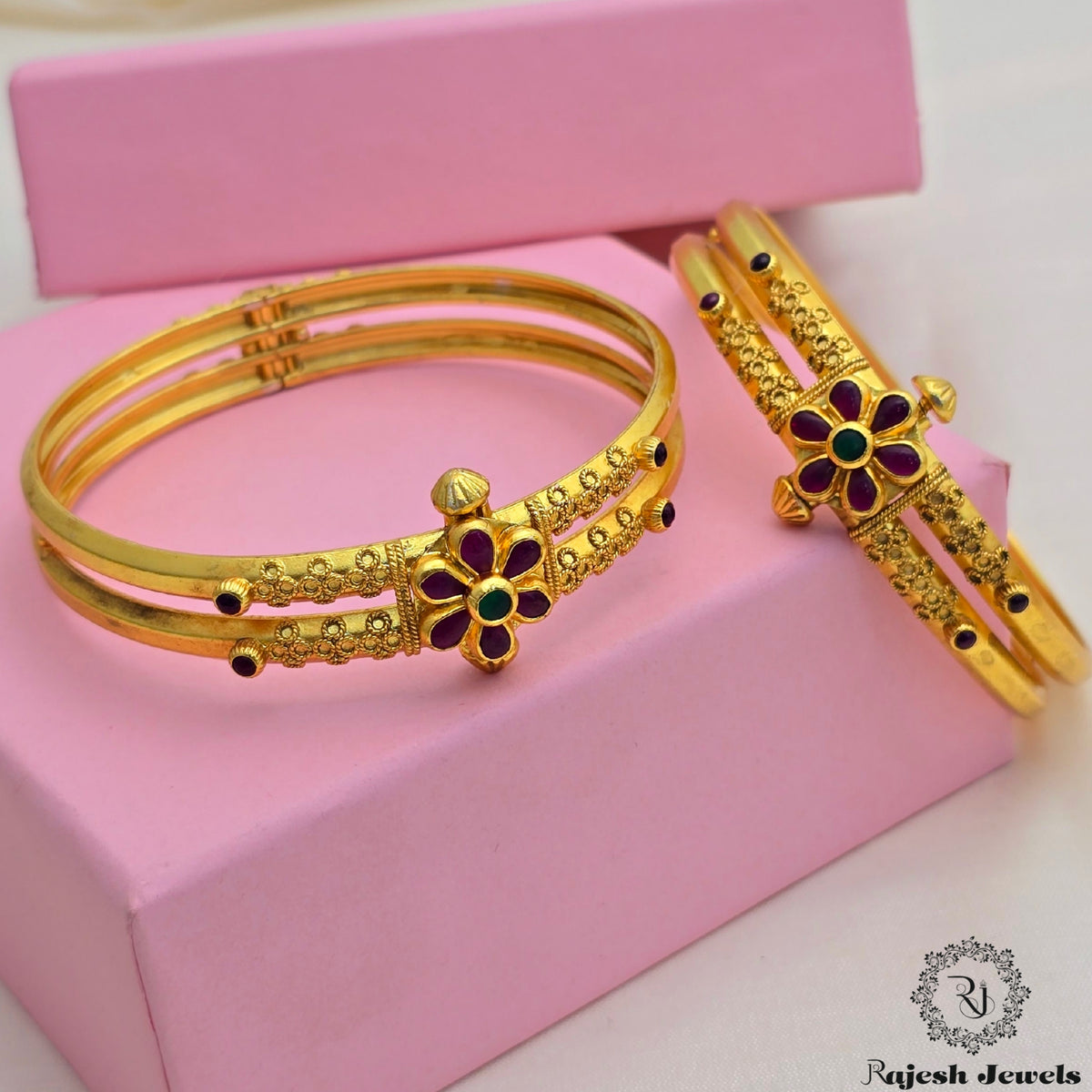 Floral Croogi Gold Plated Bangle