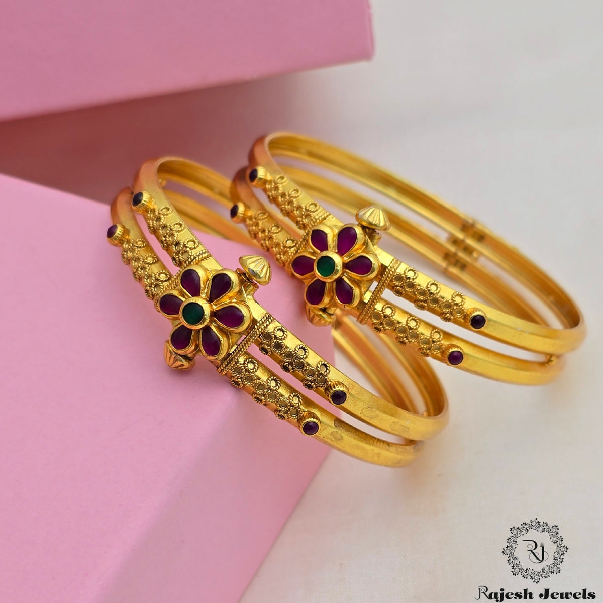 Floral Croogi Gold Plated Bangle