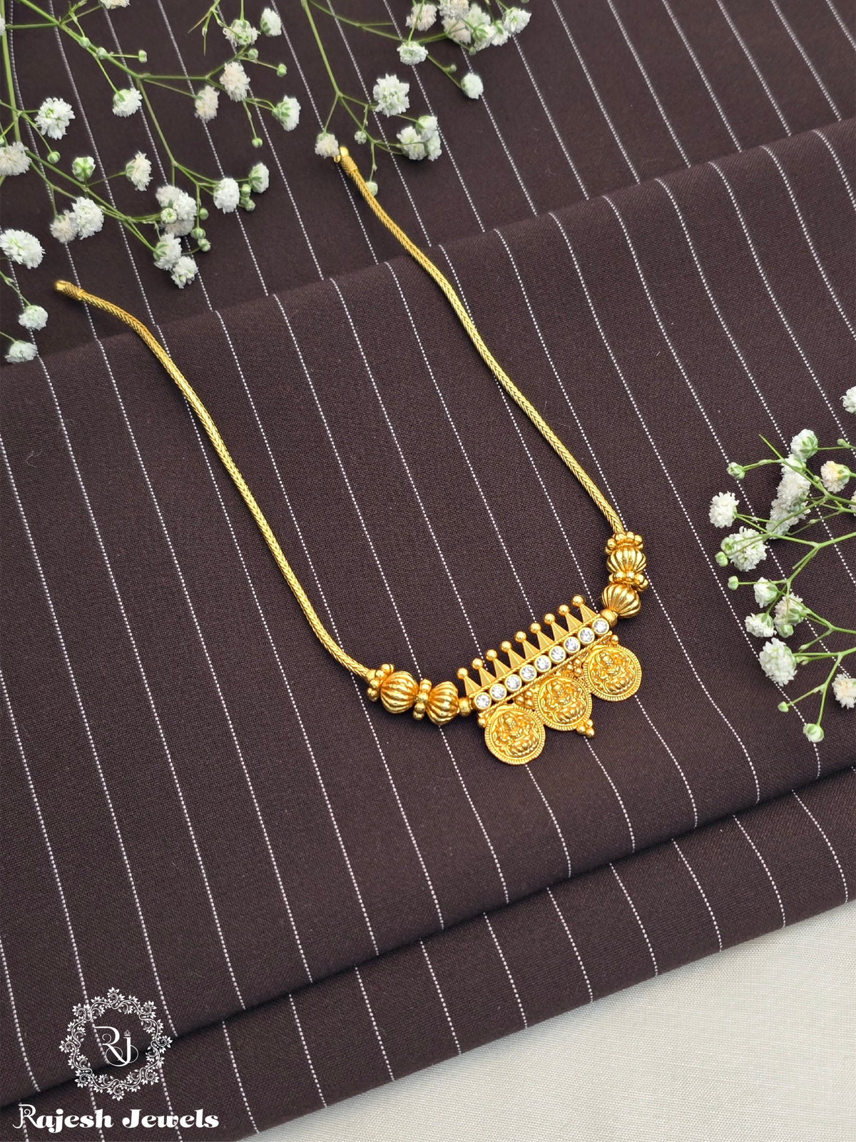 Shimmering Lakshmi Kasu Necklace