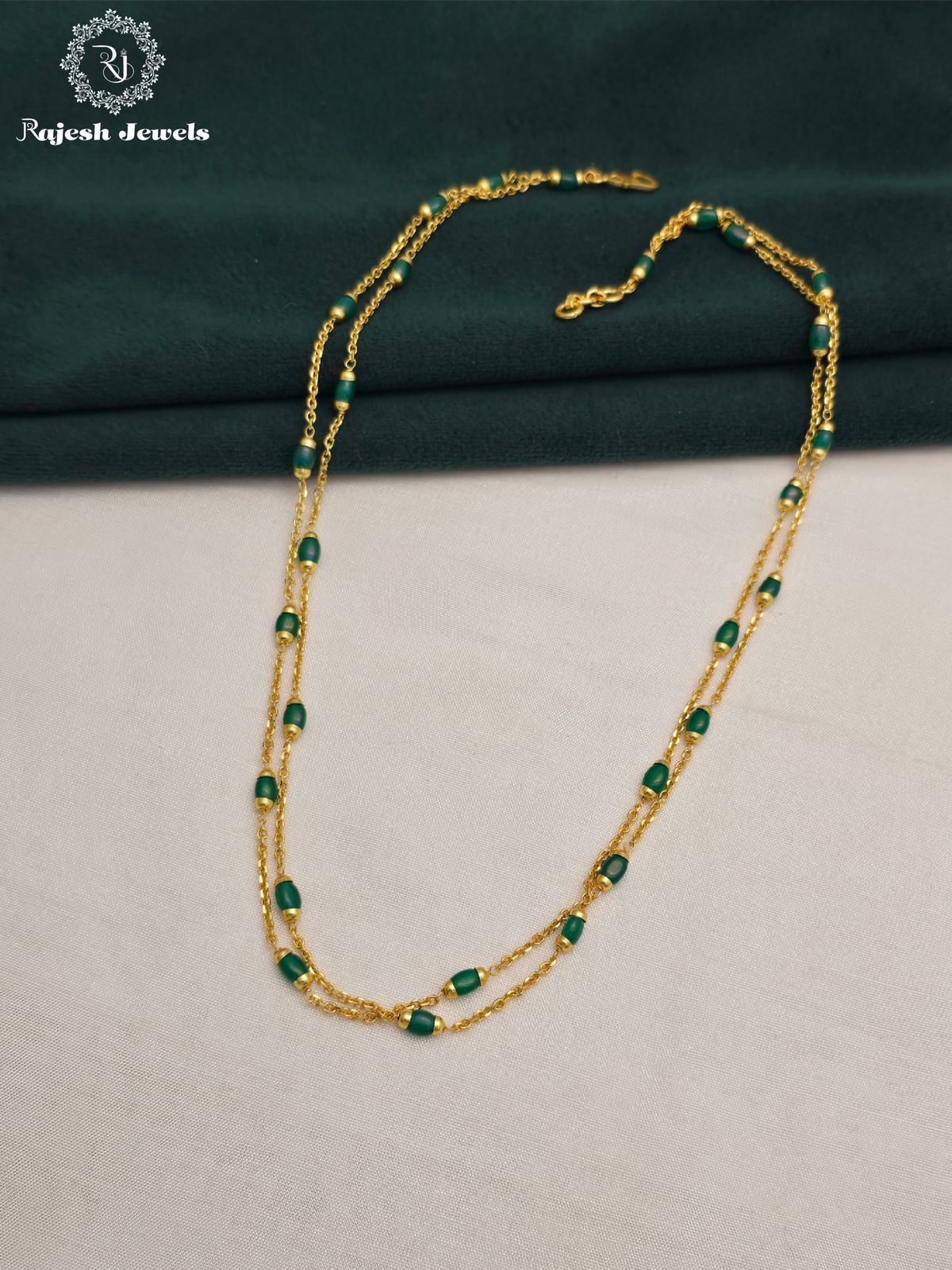 Classic Green Bead Necklace