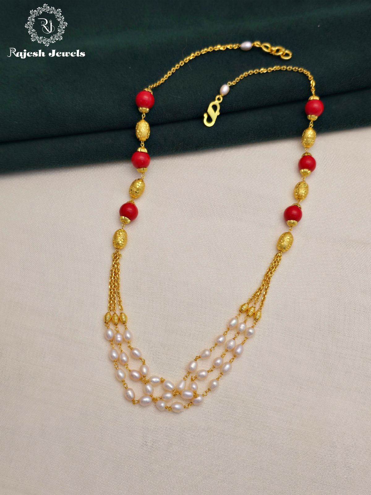 Mesmerizing Pearl Coral Necklace