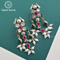 Beautifull Kundan Stud Earrings