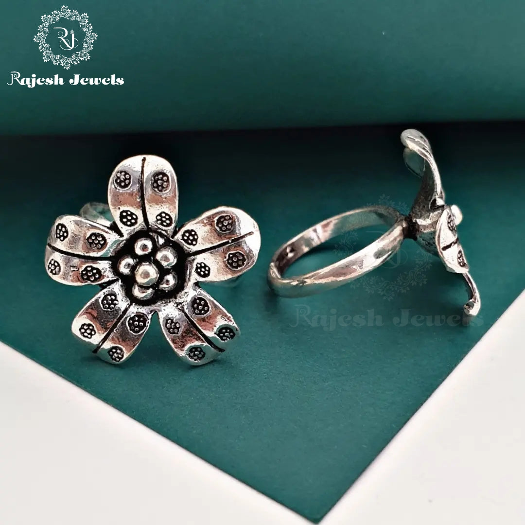 Flower Design Oxidised Toerings