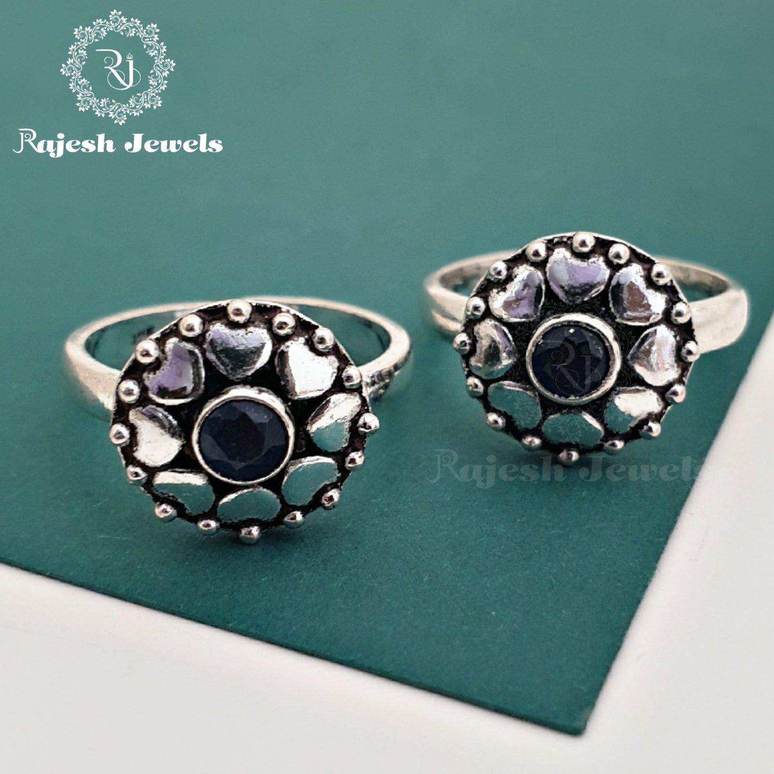 Blissfull Blue Cutstone Toerings